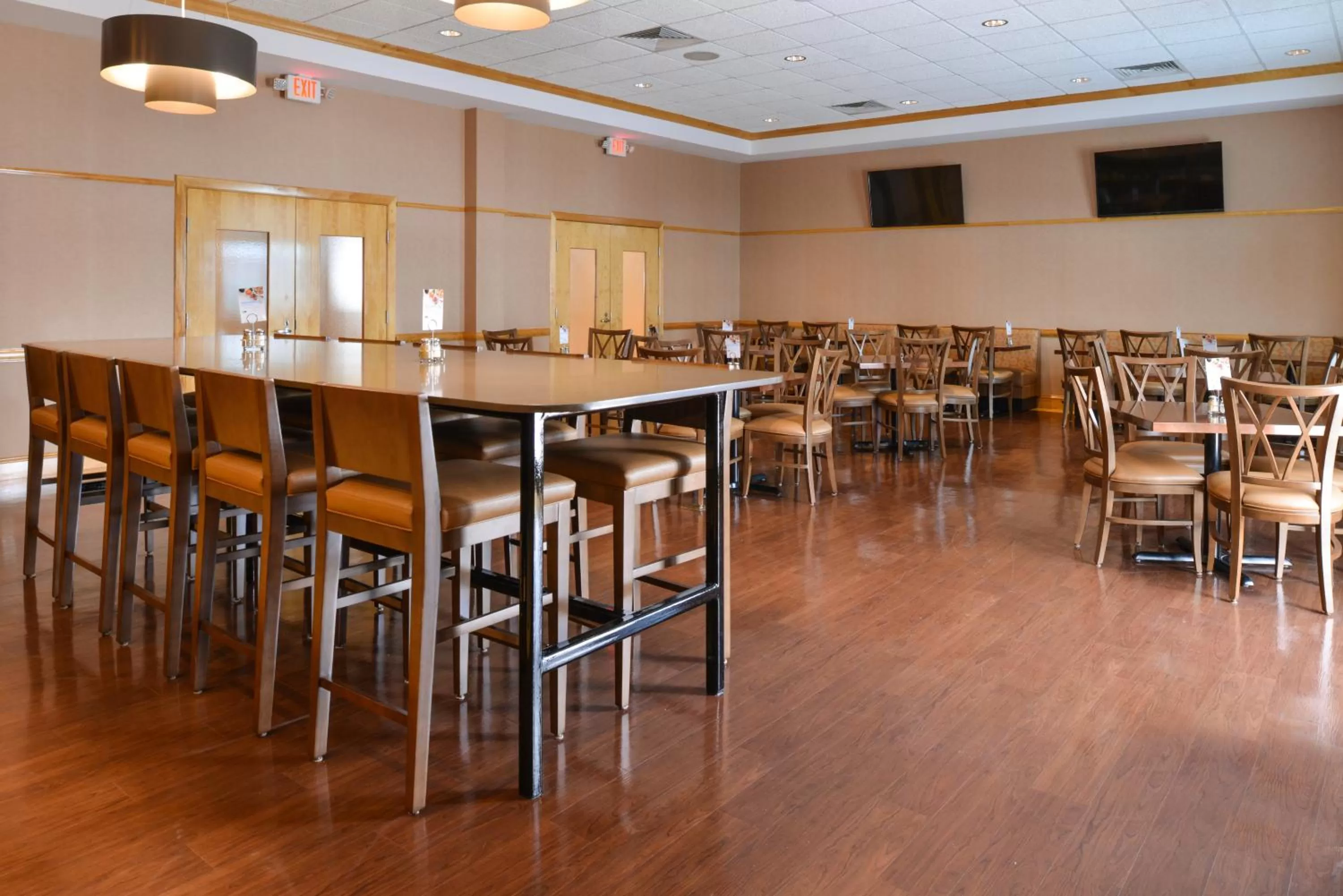 Breakfast in Holiday Inn Express Breezewood by IHG