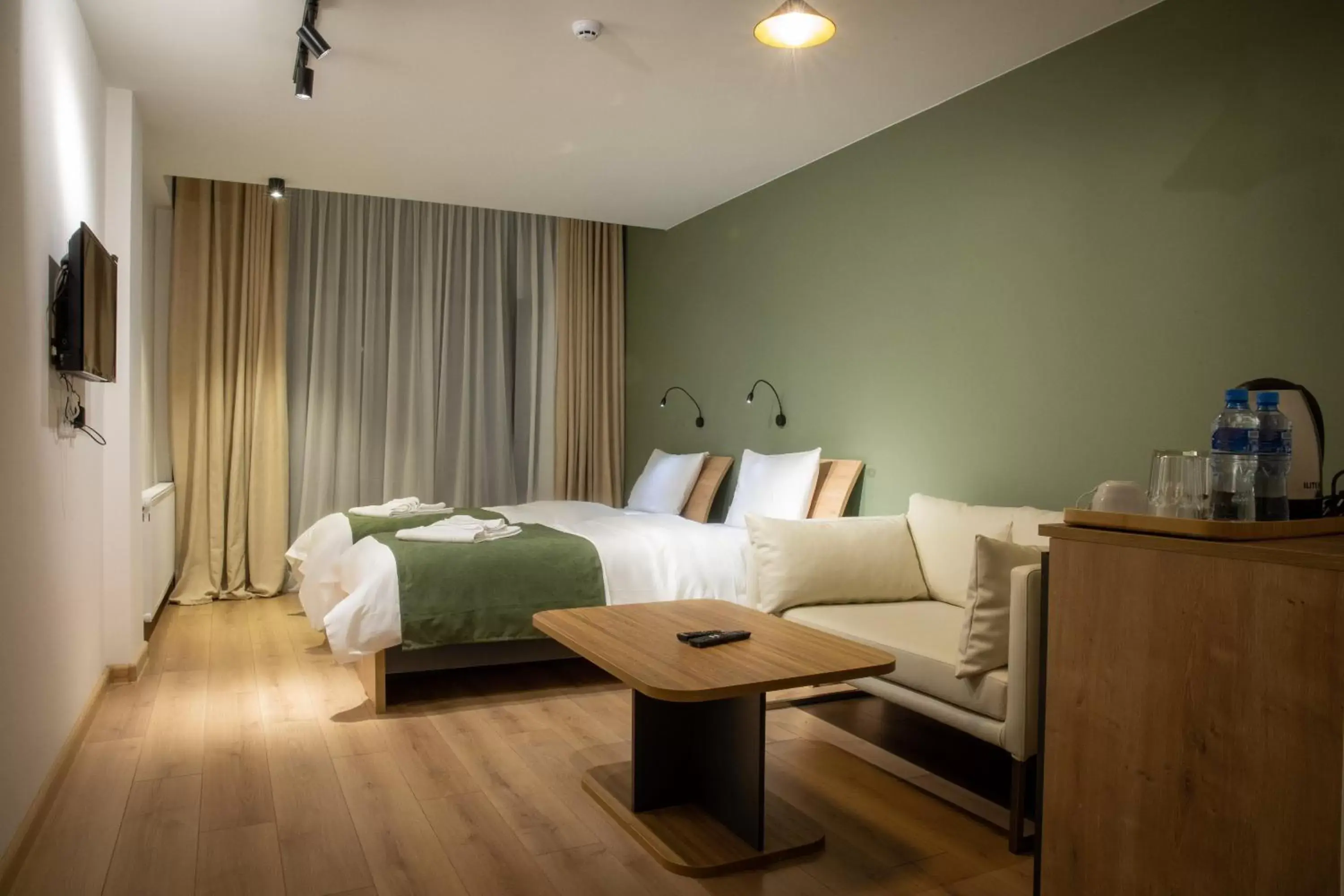 Small Twin Room in Hotel 1700 Small Twin Room in Hotel 1700