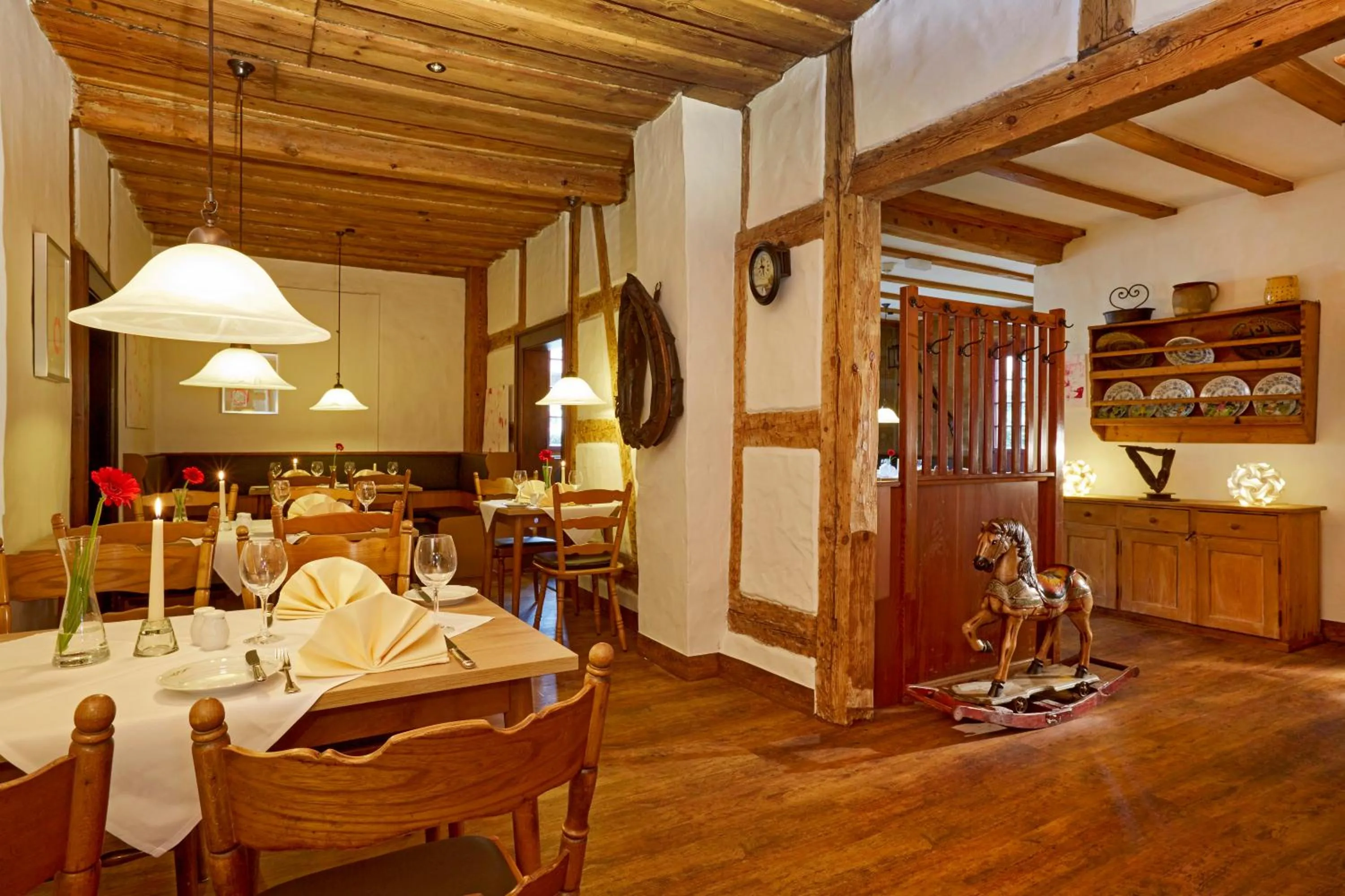 Restaurant/places to eat in H+ Hotel Nürnberg