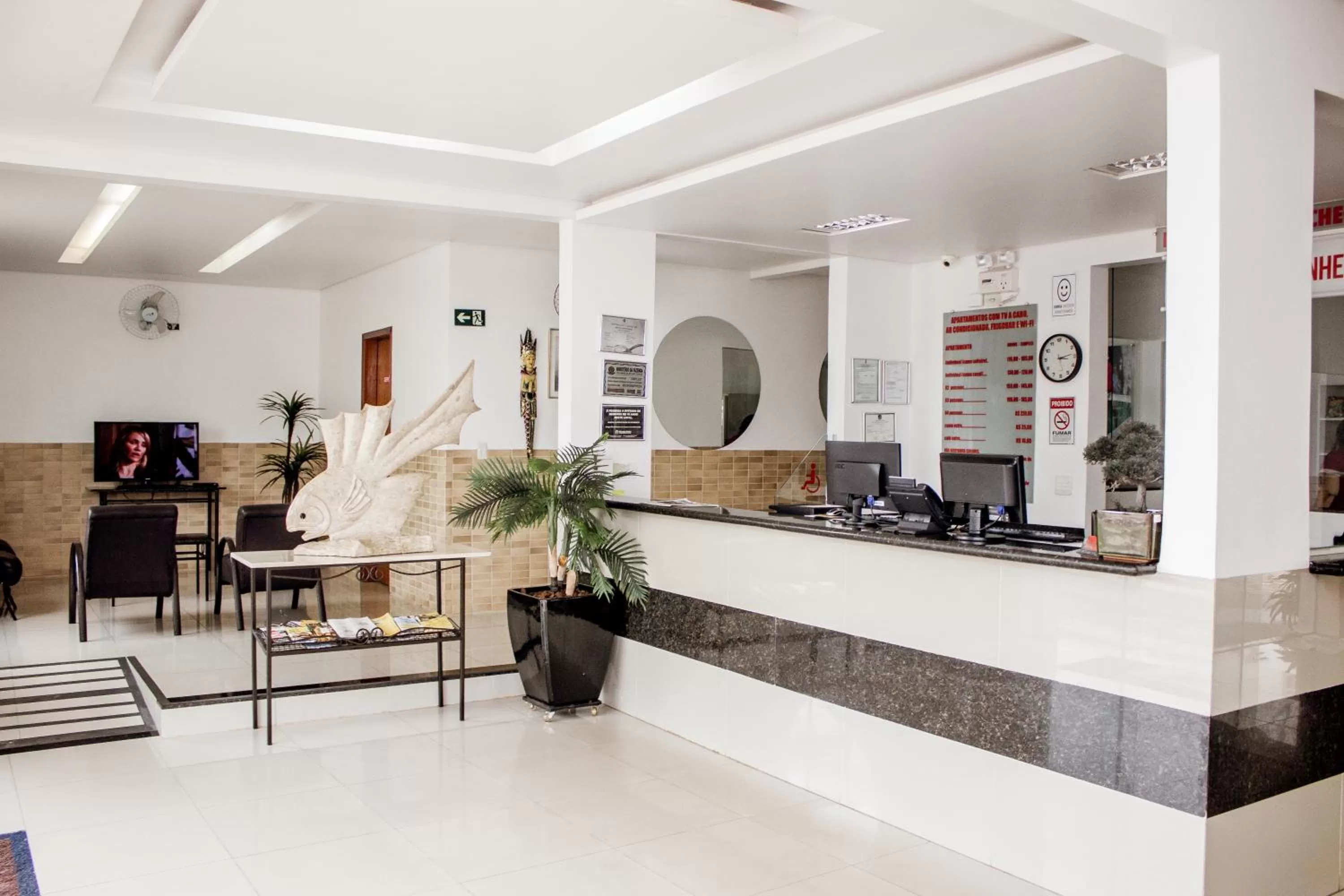 Lobby or reception, Kitchen/Kitchenette in Alkimia Hotel