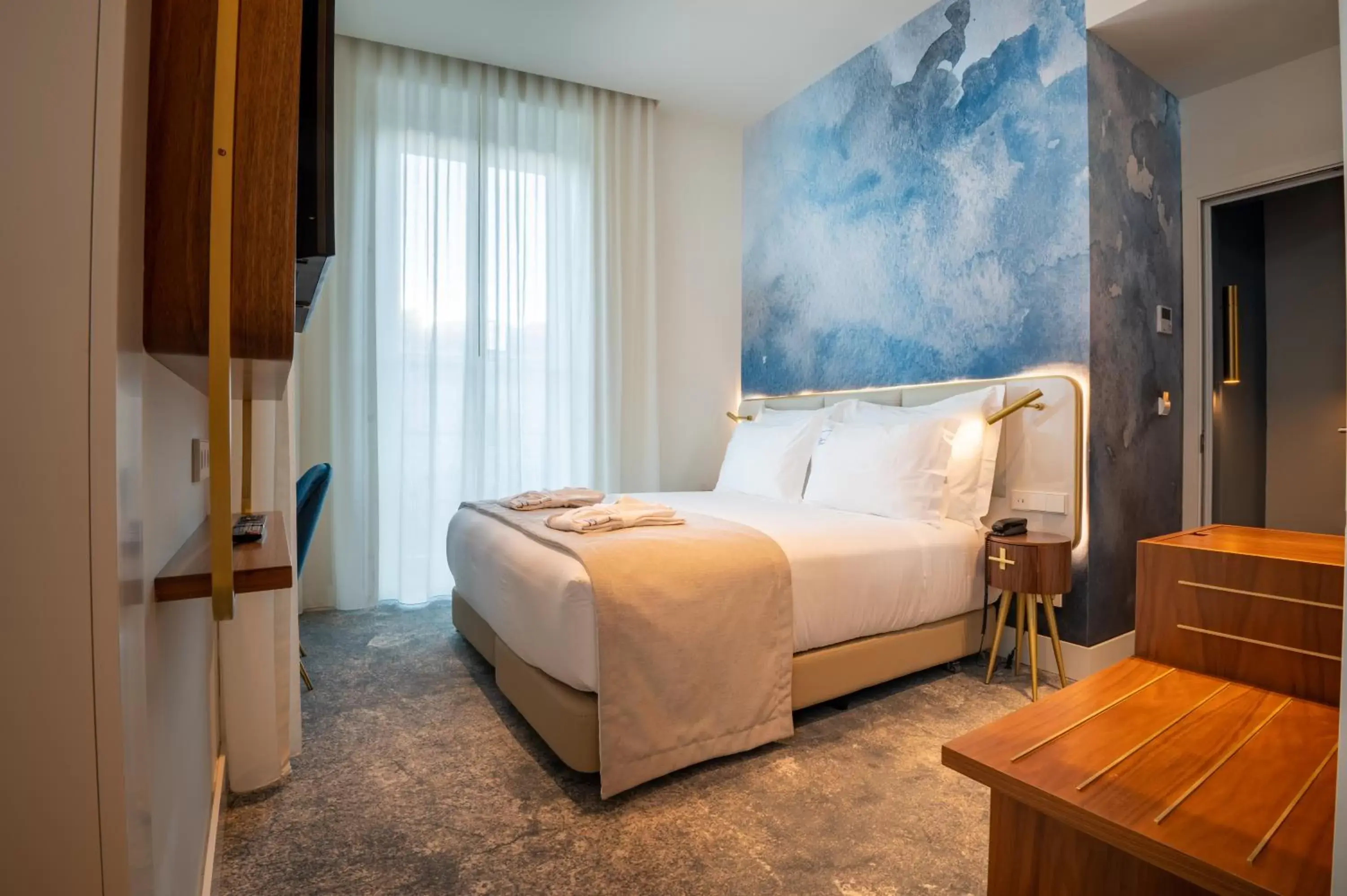 Family Room with City View in Blue Liberdade Hotel Family Room with City View in Blue Liberdade Hotel