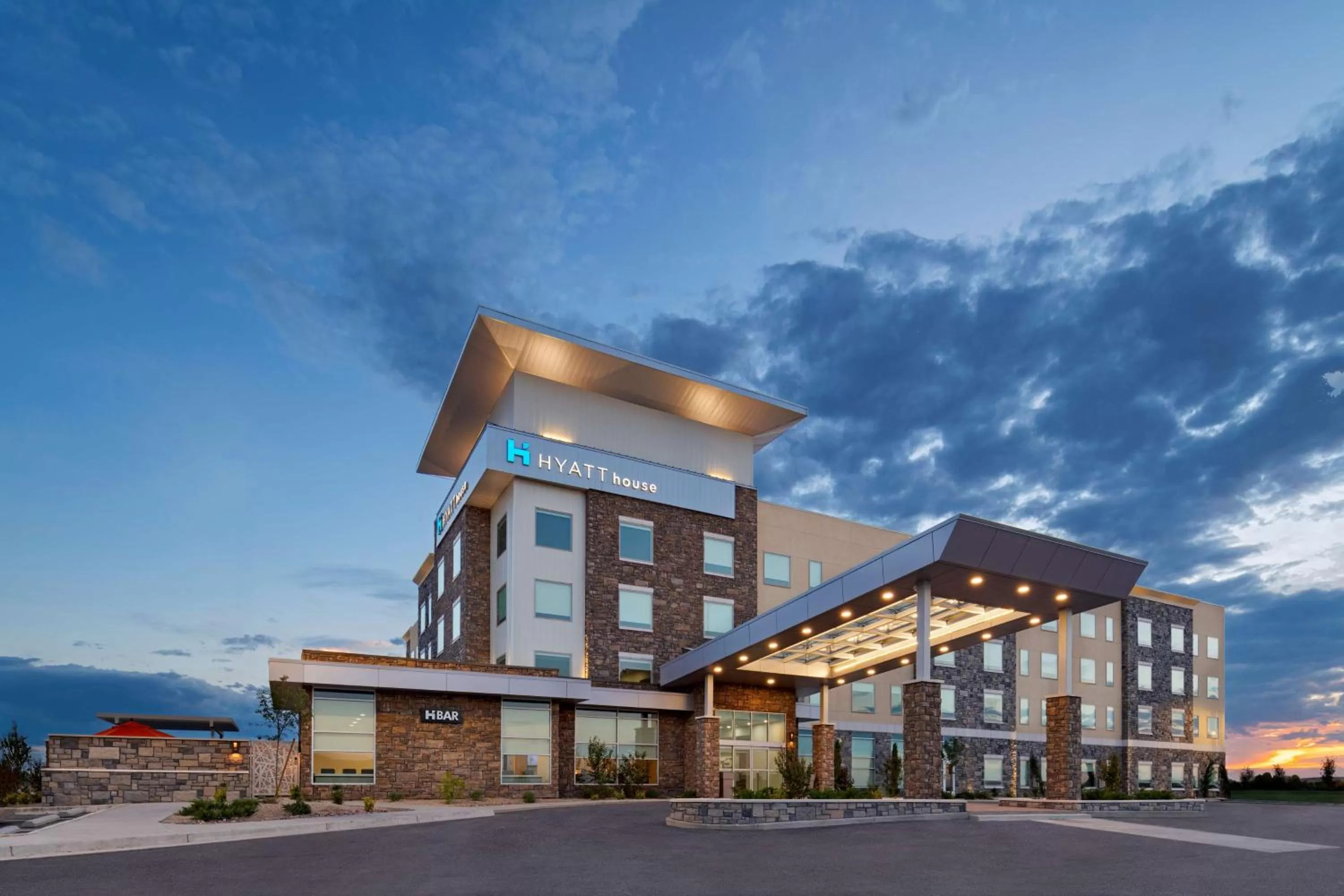 Property building in Hyatt House Carlsbad