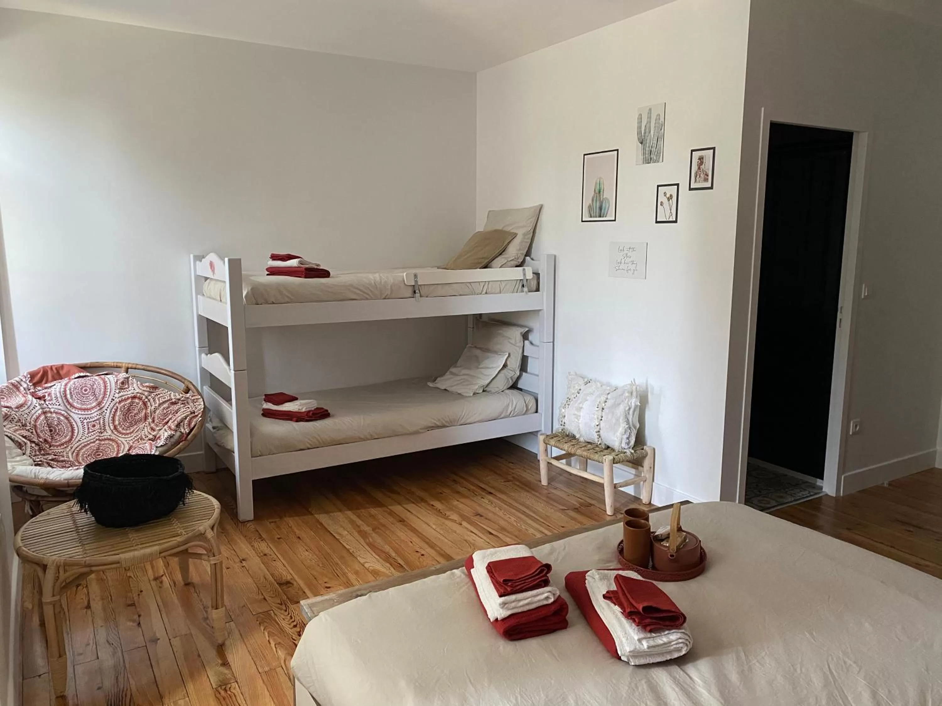 bunk bed, Bed in Maison Farol