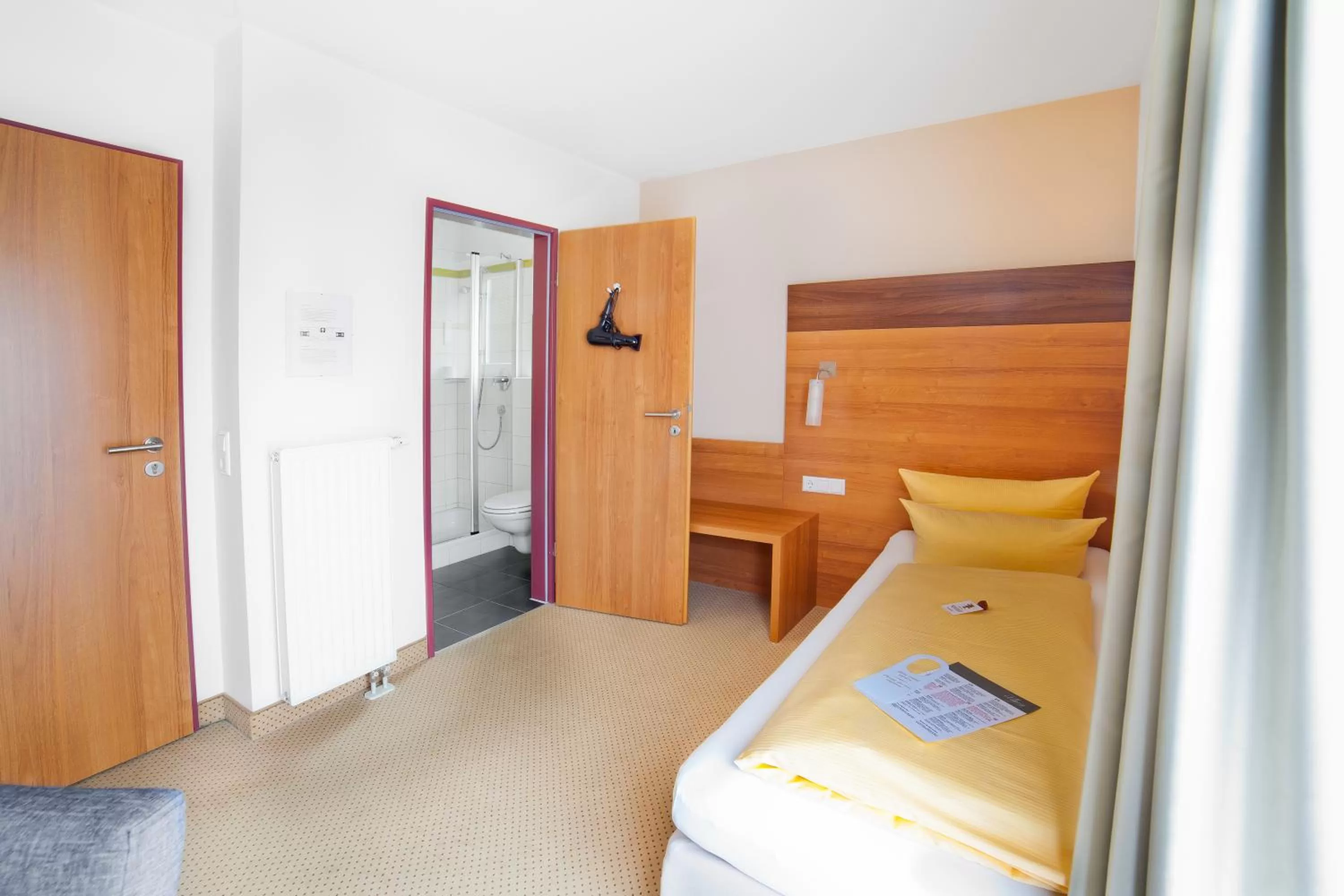 Photo of the whole room, Bed in allgovia hotel garni