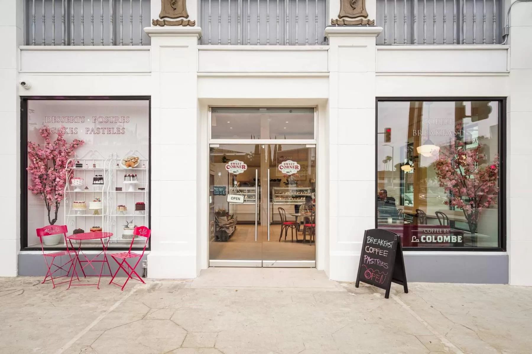 Coffee/tea facilities in Hollywood Historic Hotel