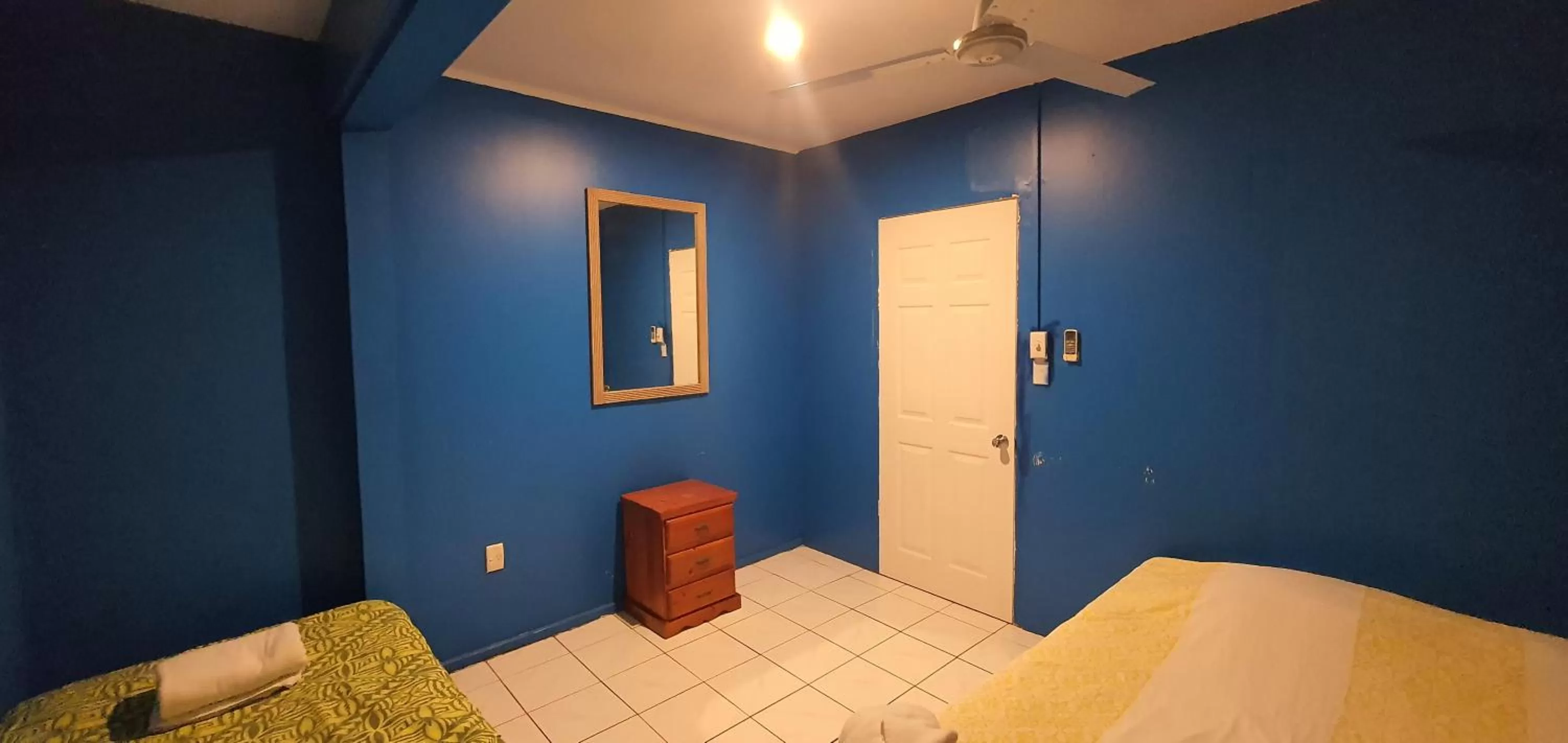 Bed in Lynn's Getaway Hotel