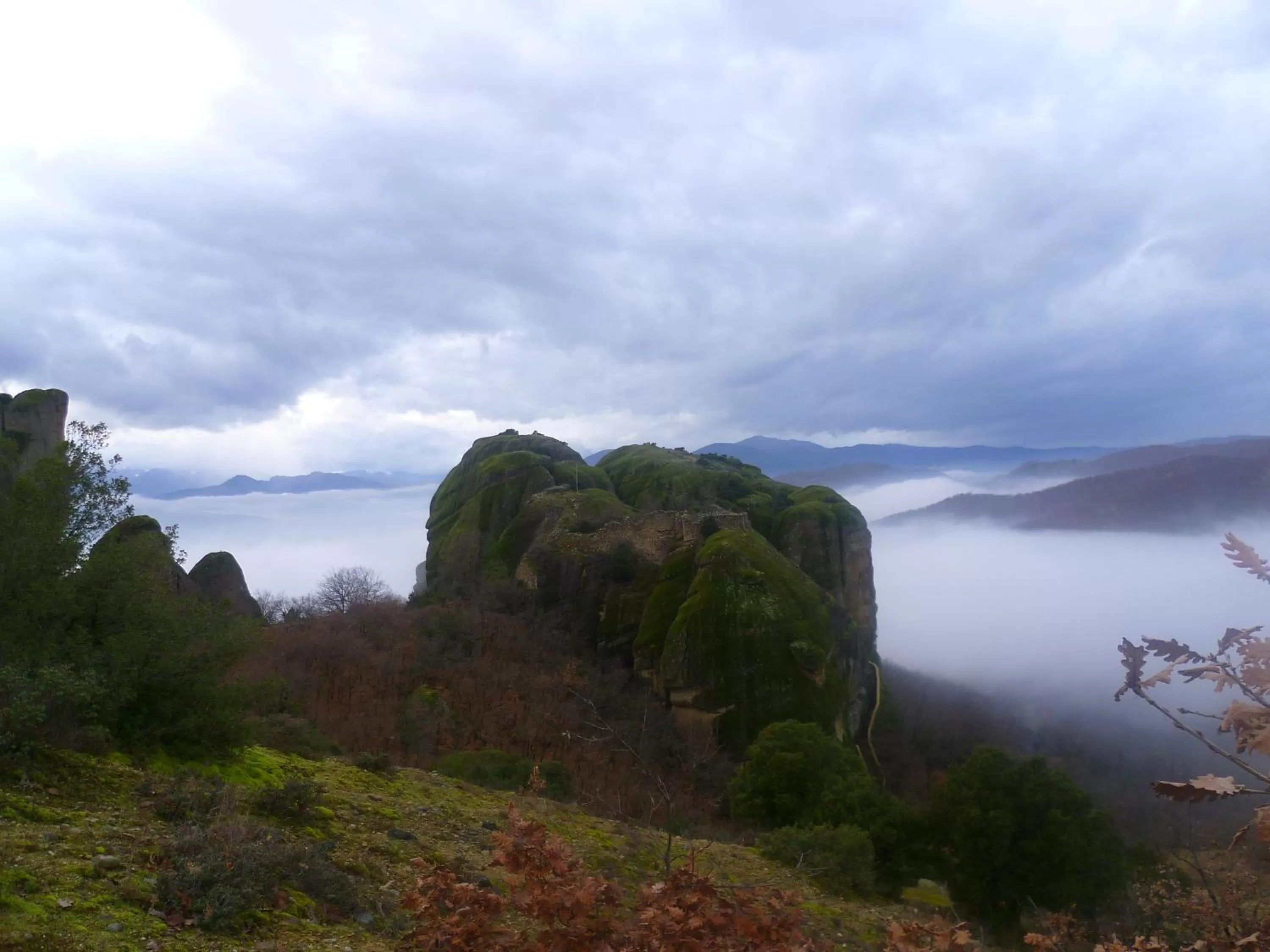 Hiking in Hotel Meteoritis
