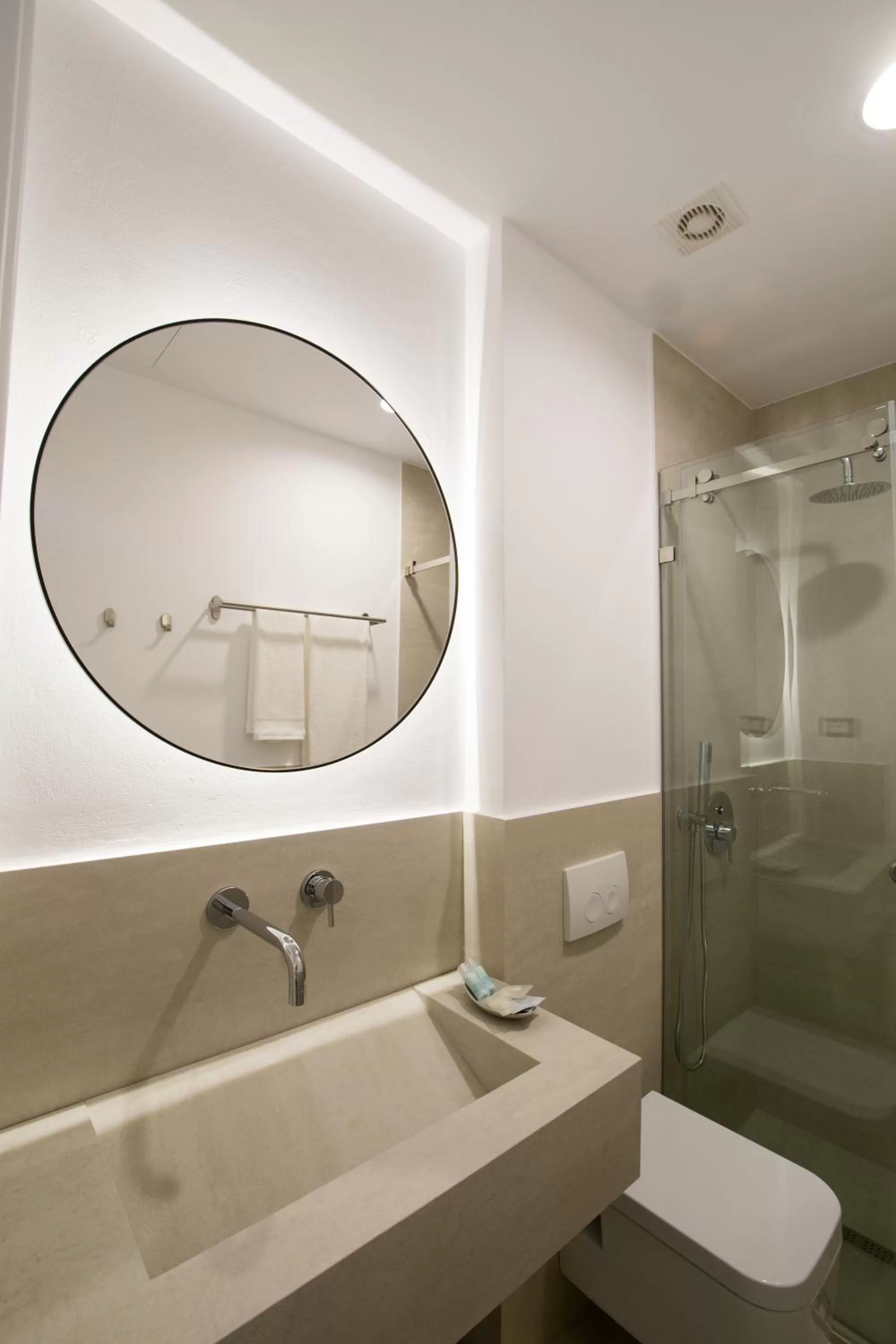 Shower in Destil B&B