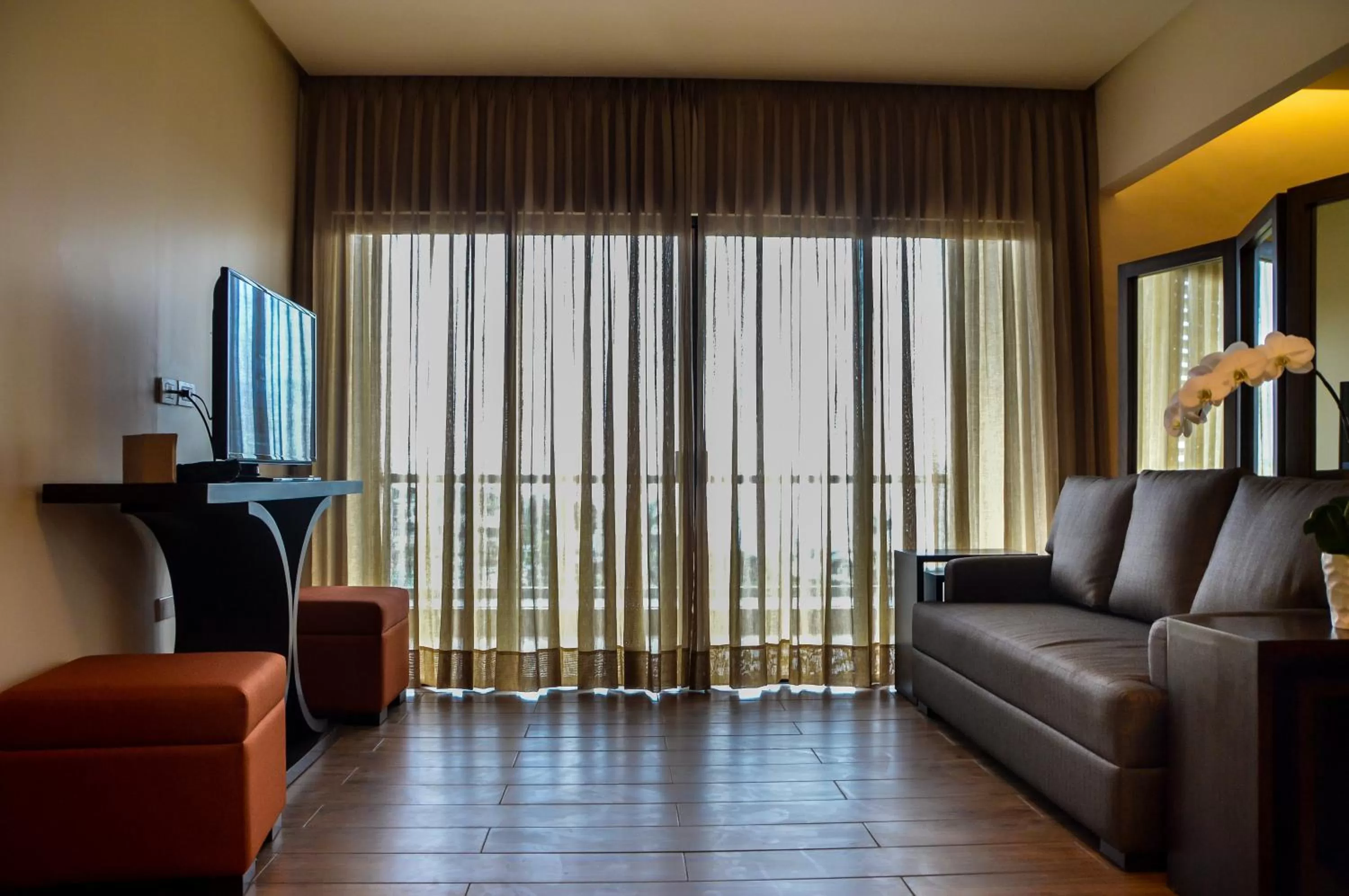 TV and multimedia in Hotel Monticello Tagaytay