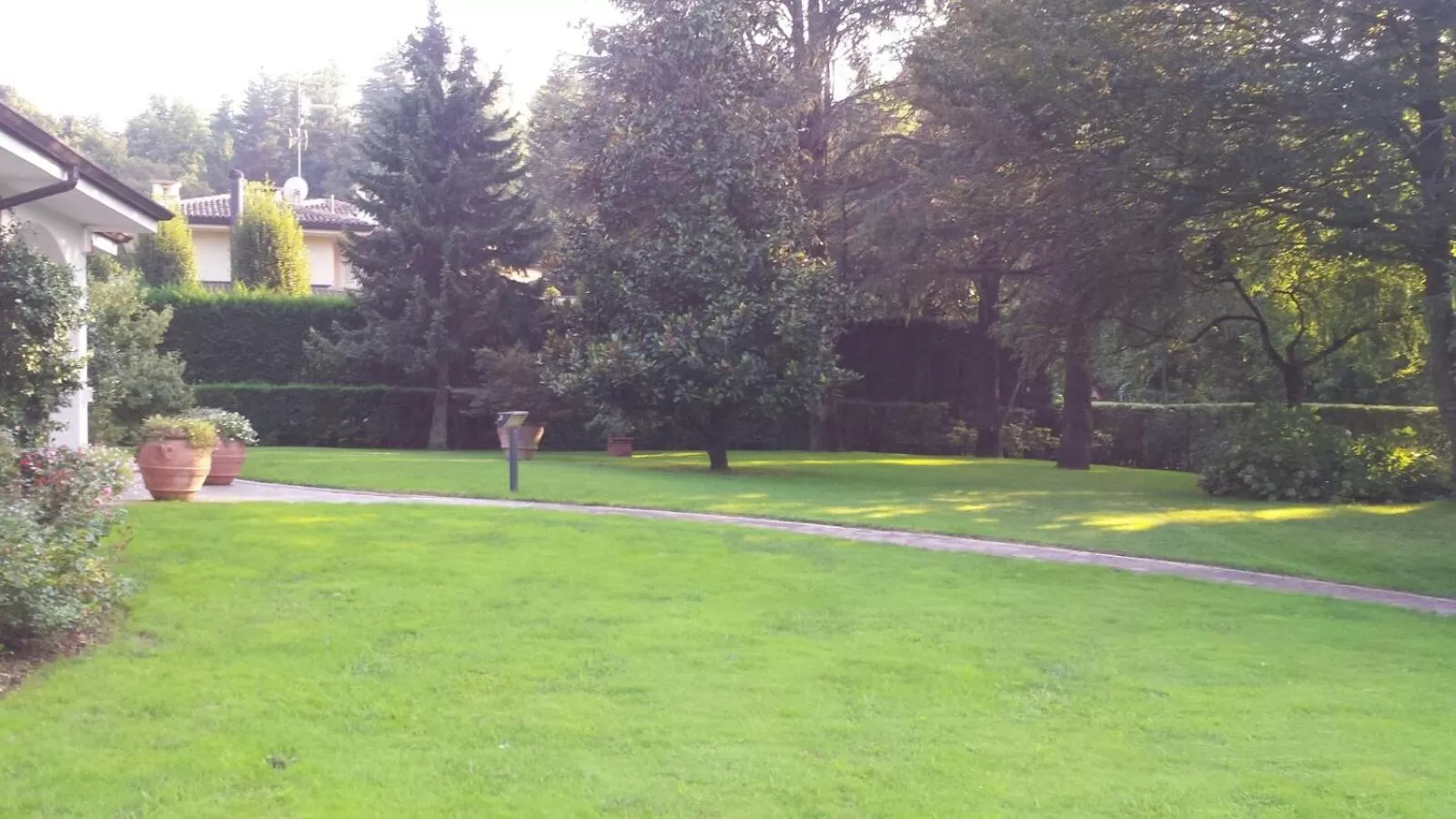 Garden view in b&b le magnolie