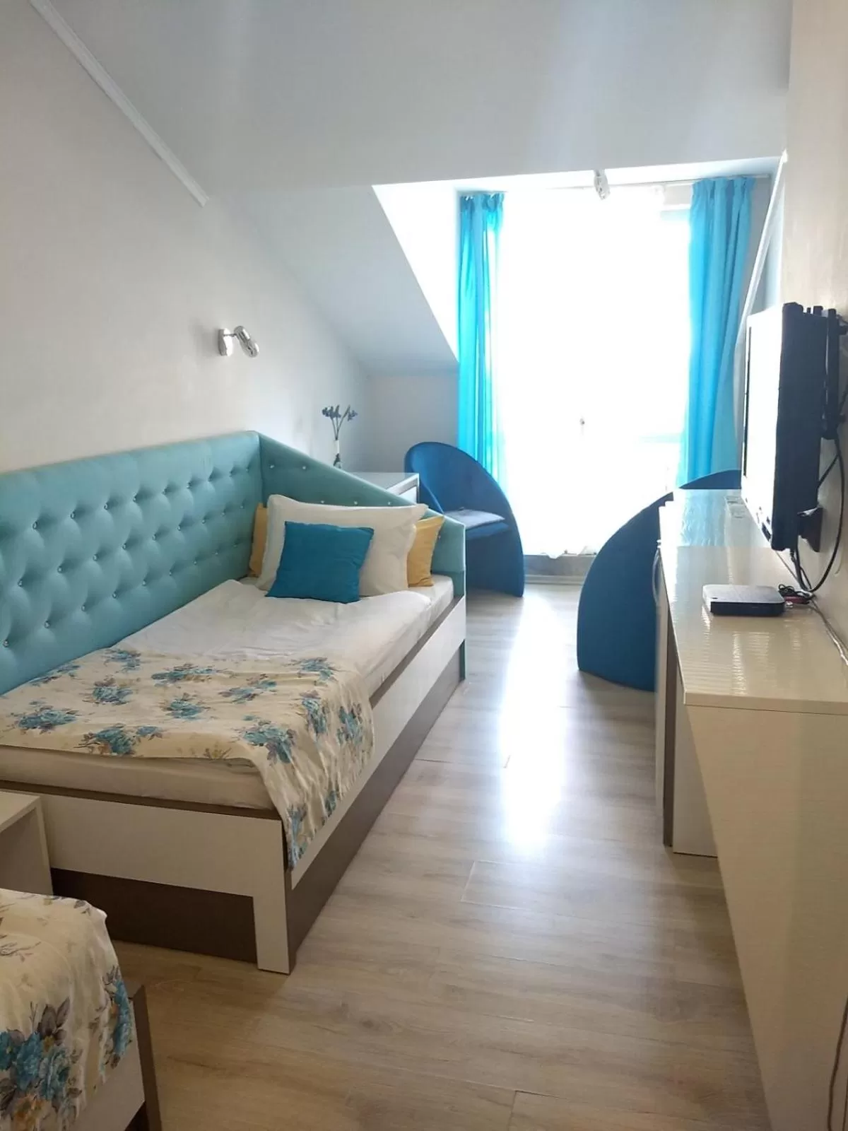 Animals, Bed in White Rose Family Guest House