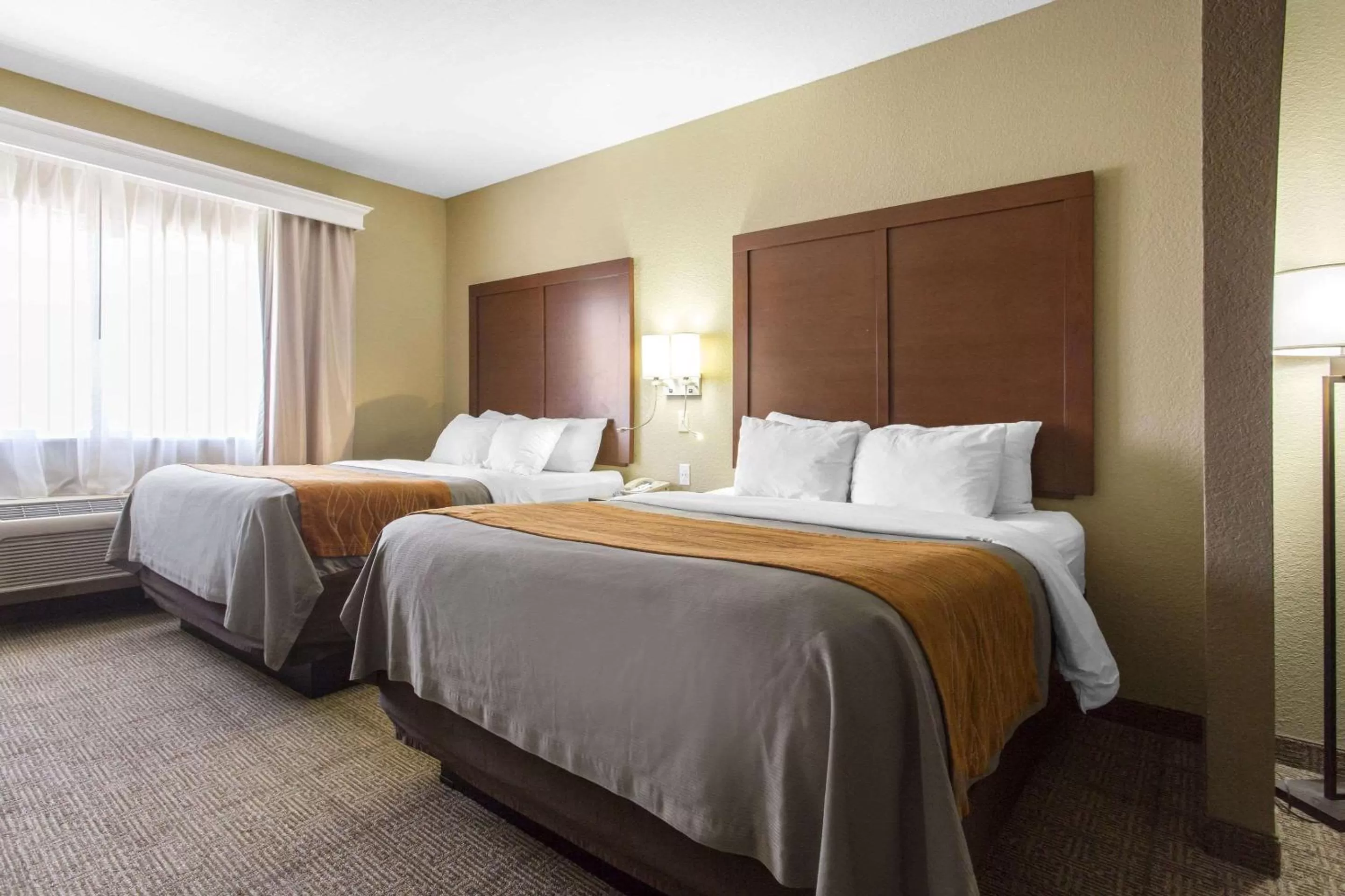 Photo of the whole room, Bed in Comfort Inn & Suites Deming