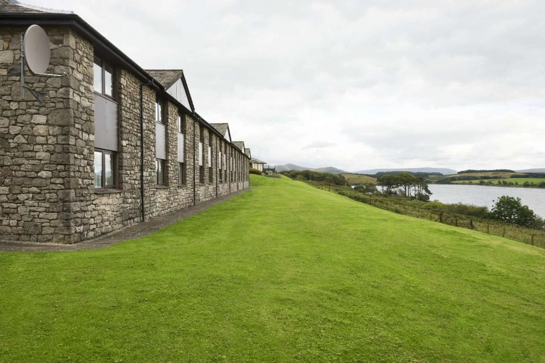 Property building in Days Inn Kendal - Killington Lake