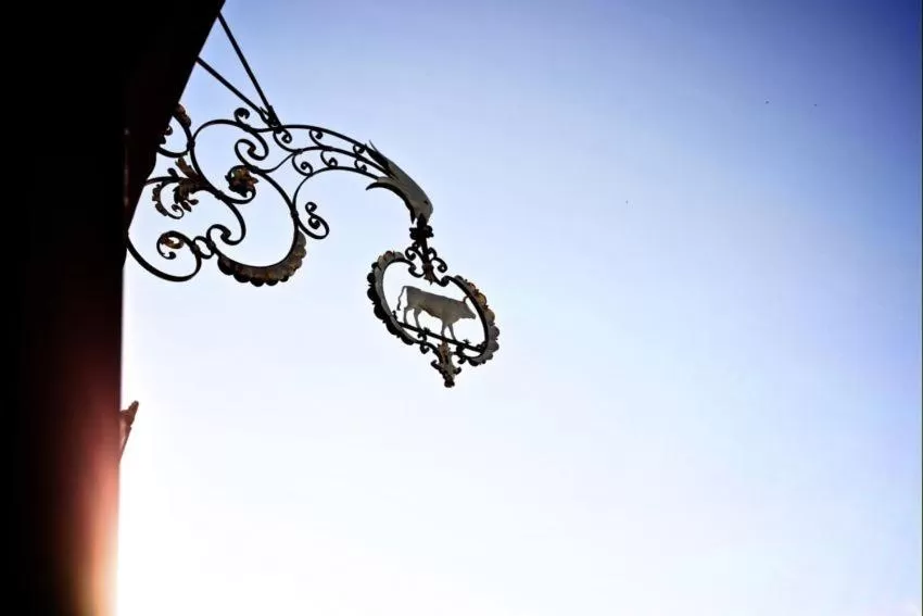 Decorative detail, Property Logo/Sign in OX Hotel