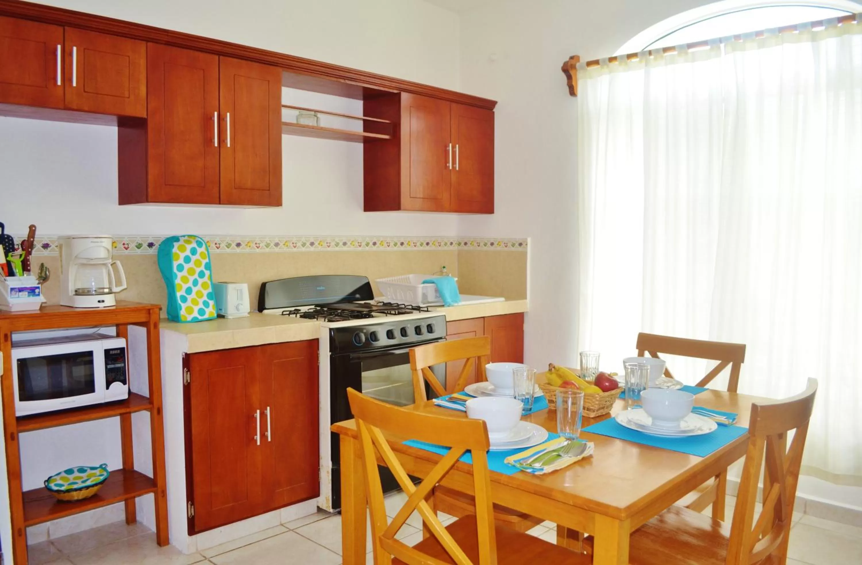 Kitchen or kitchenette in Corales Suites