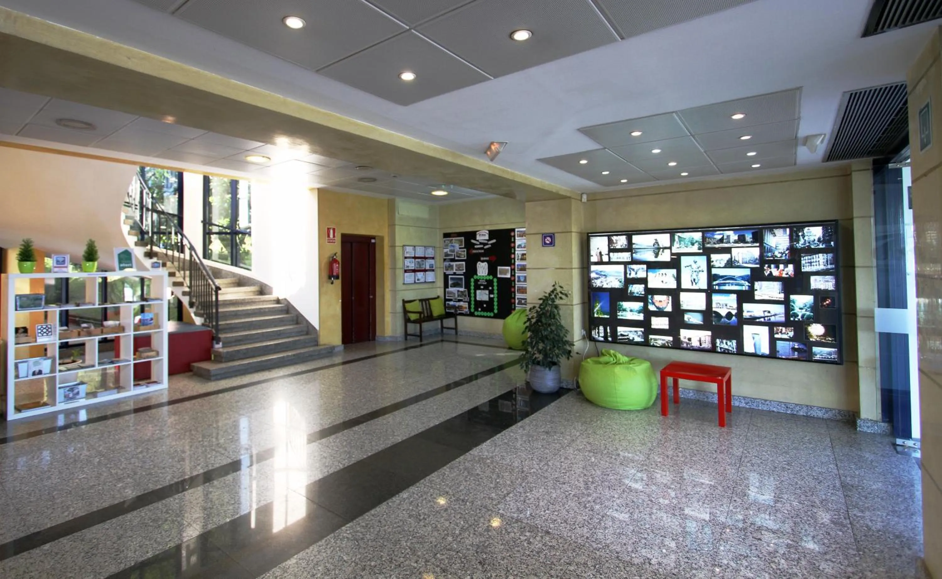 Lobby or reception in Bilbao Hostel