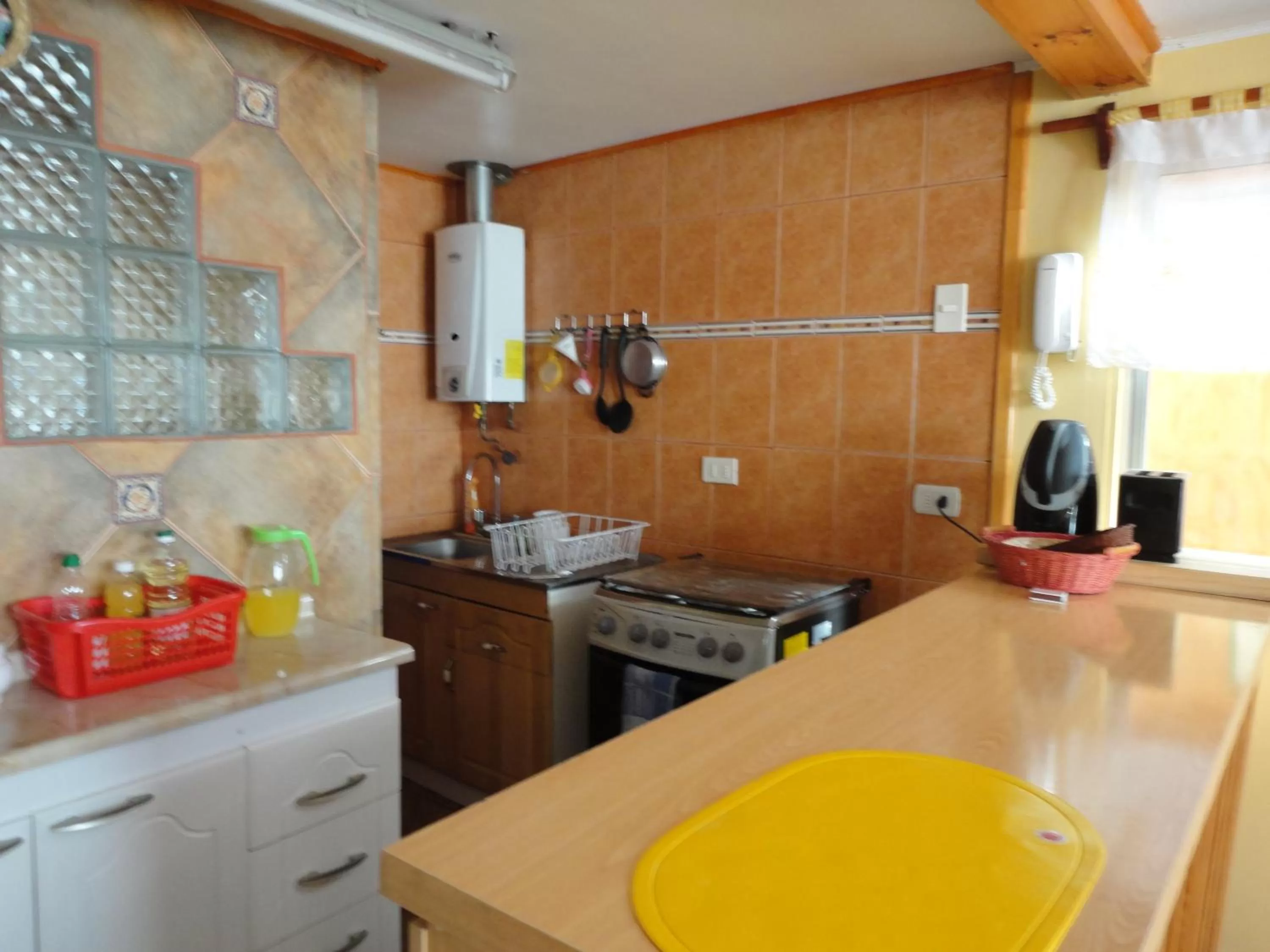 Kitchen or kitchenette, Kitchen/Kitchenette in Hostal Miramar