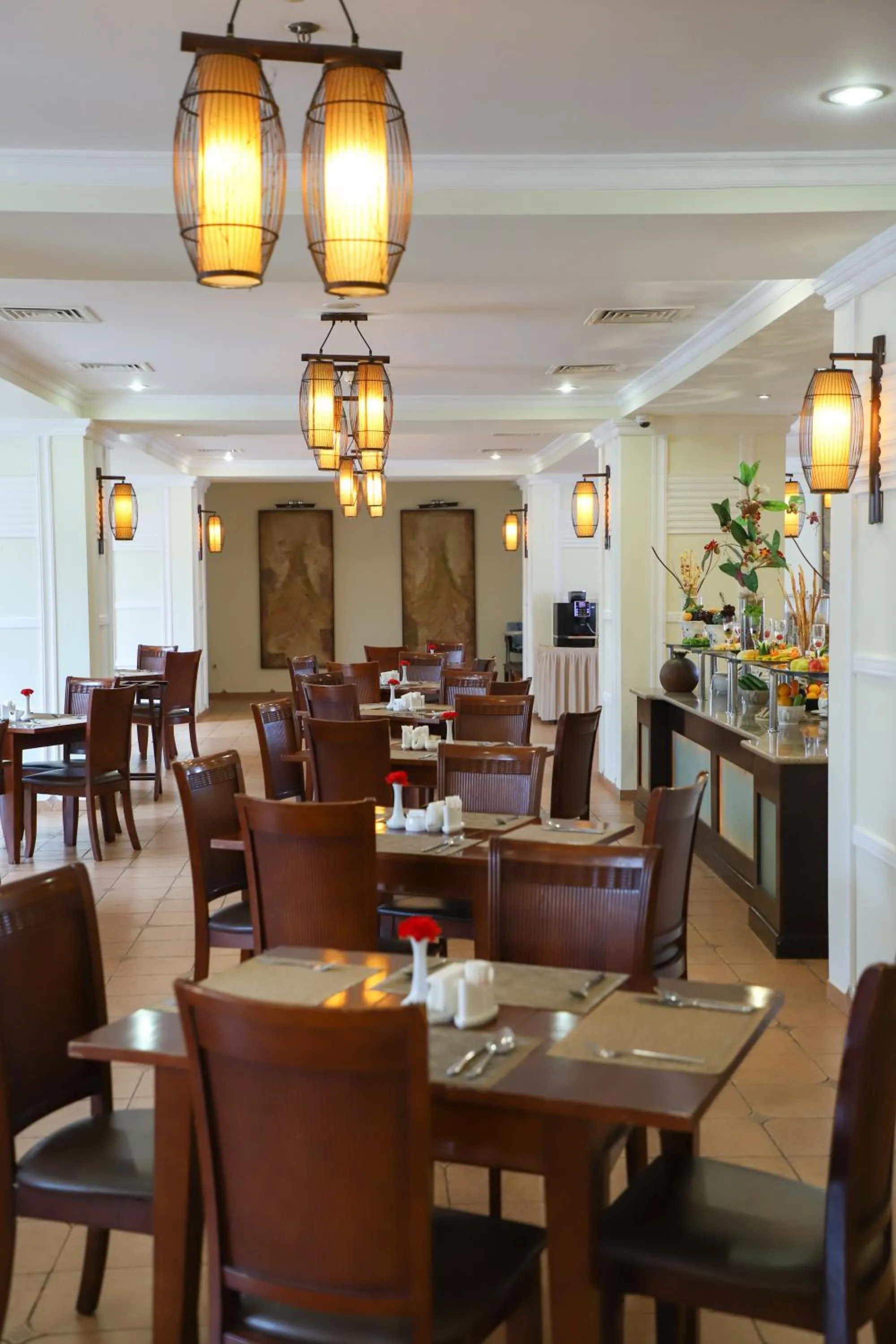 Restaurant/places to eat in Ramada by Wyndham Tashkent