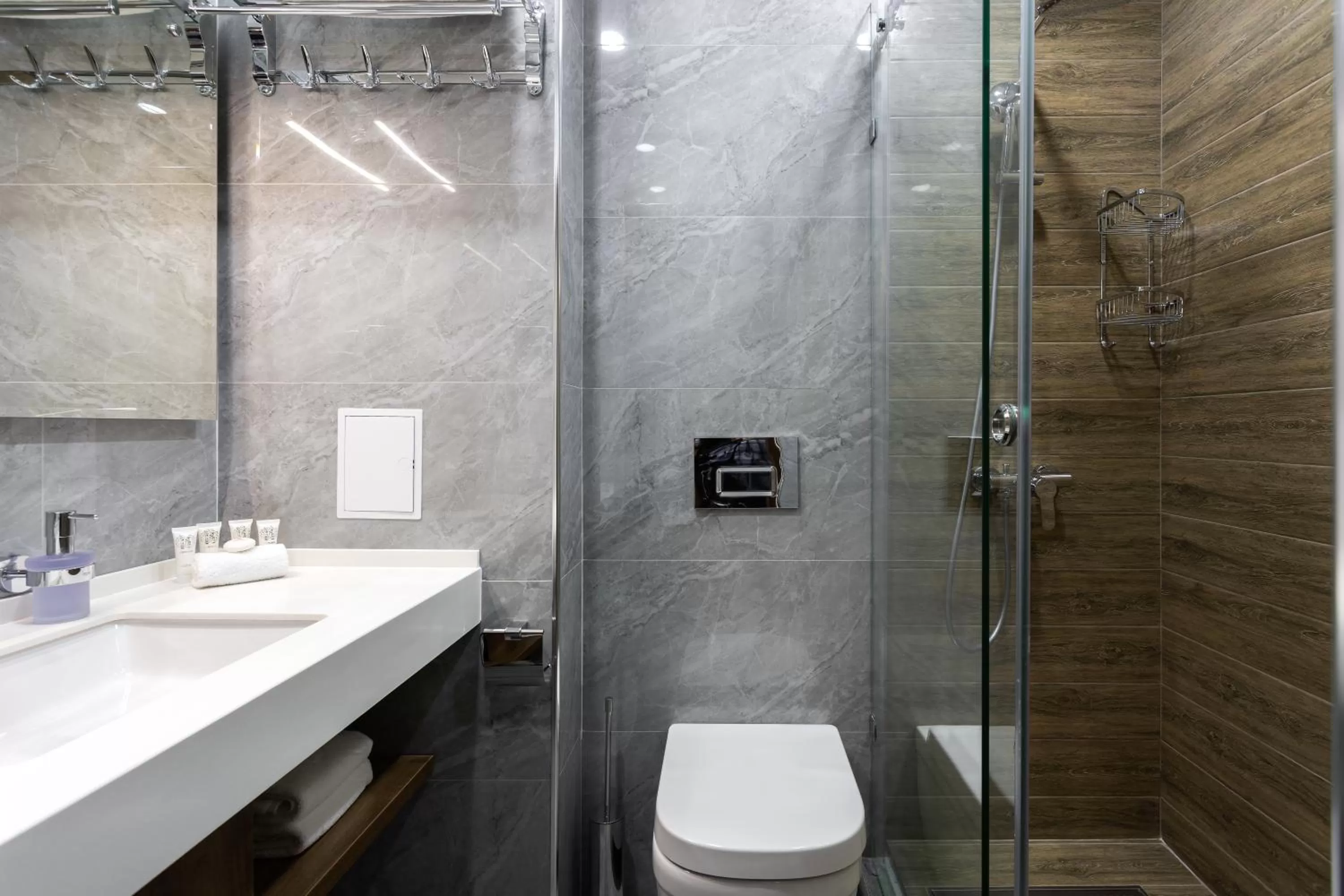 Bathroom in OSCAR BOUTIQUE HOTEL