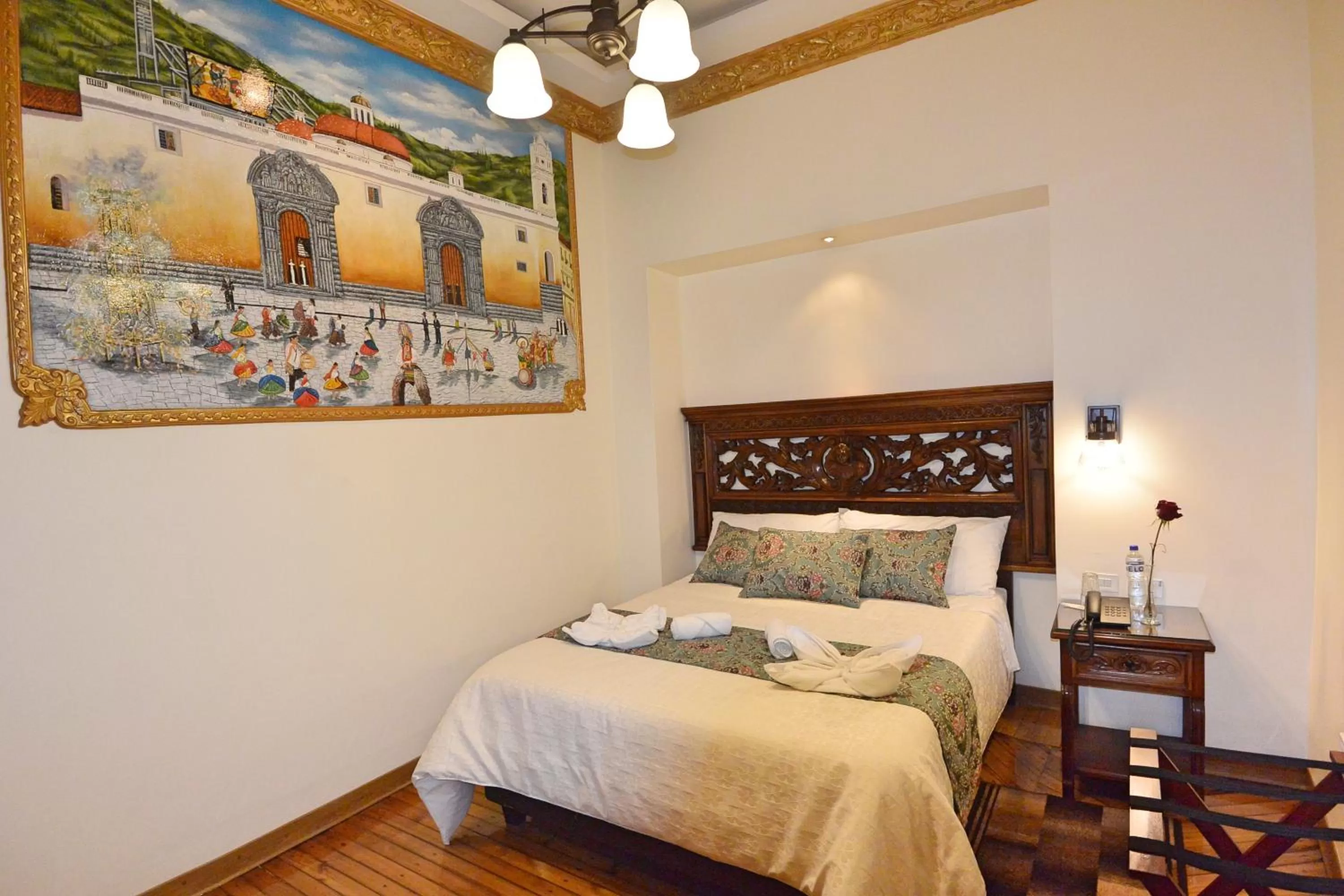 Bed in Hotel La Basílica Quito