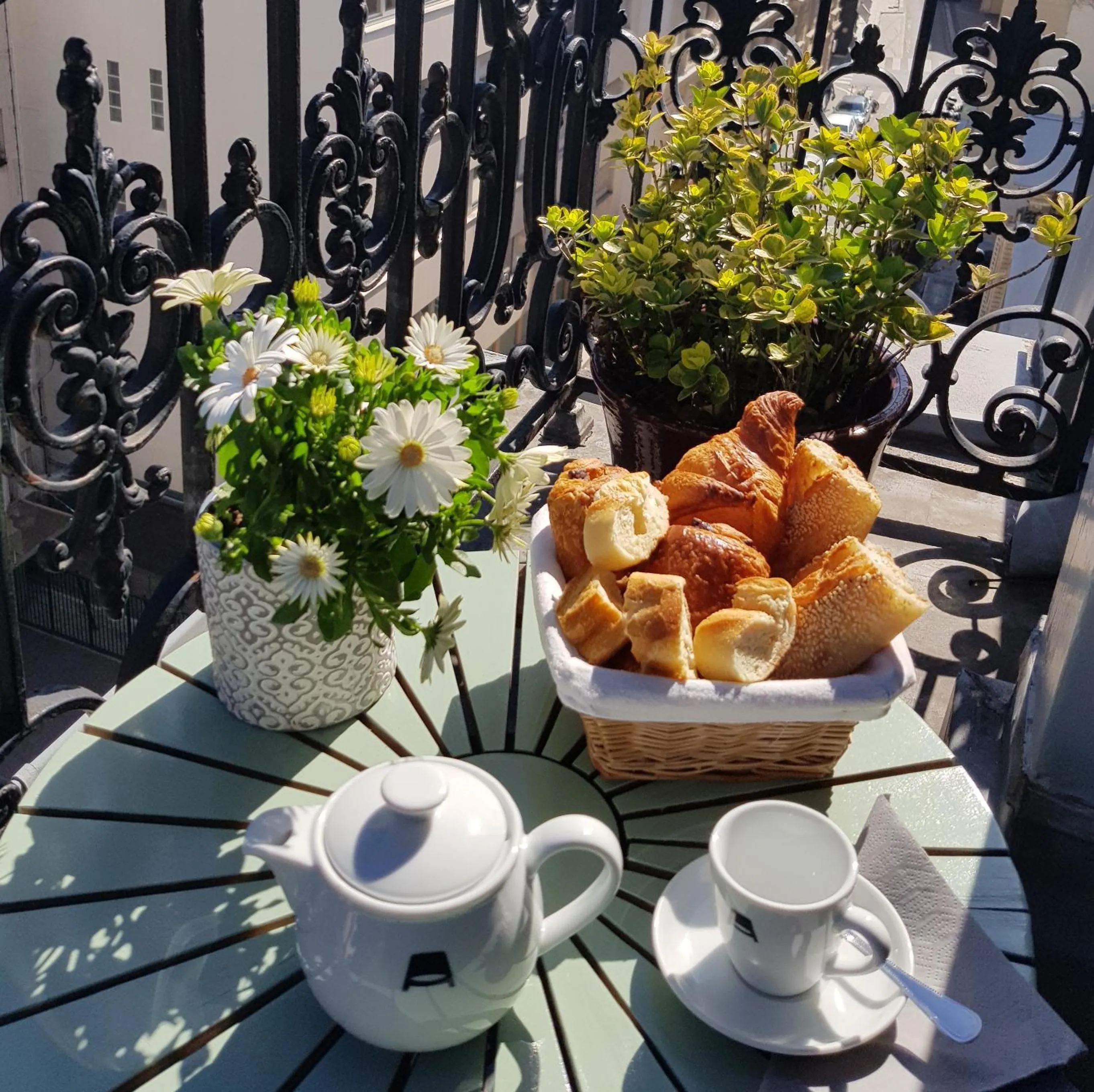 Breakfast in HOTEL ALISON