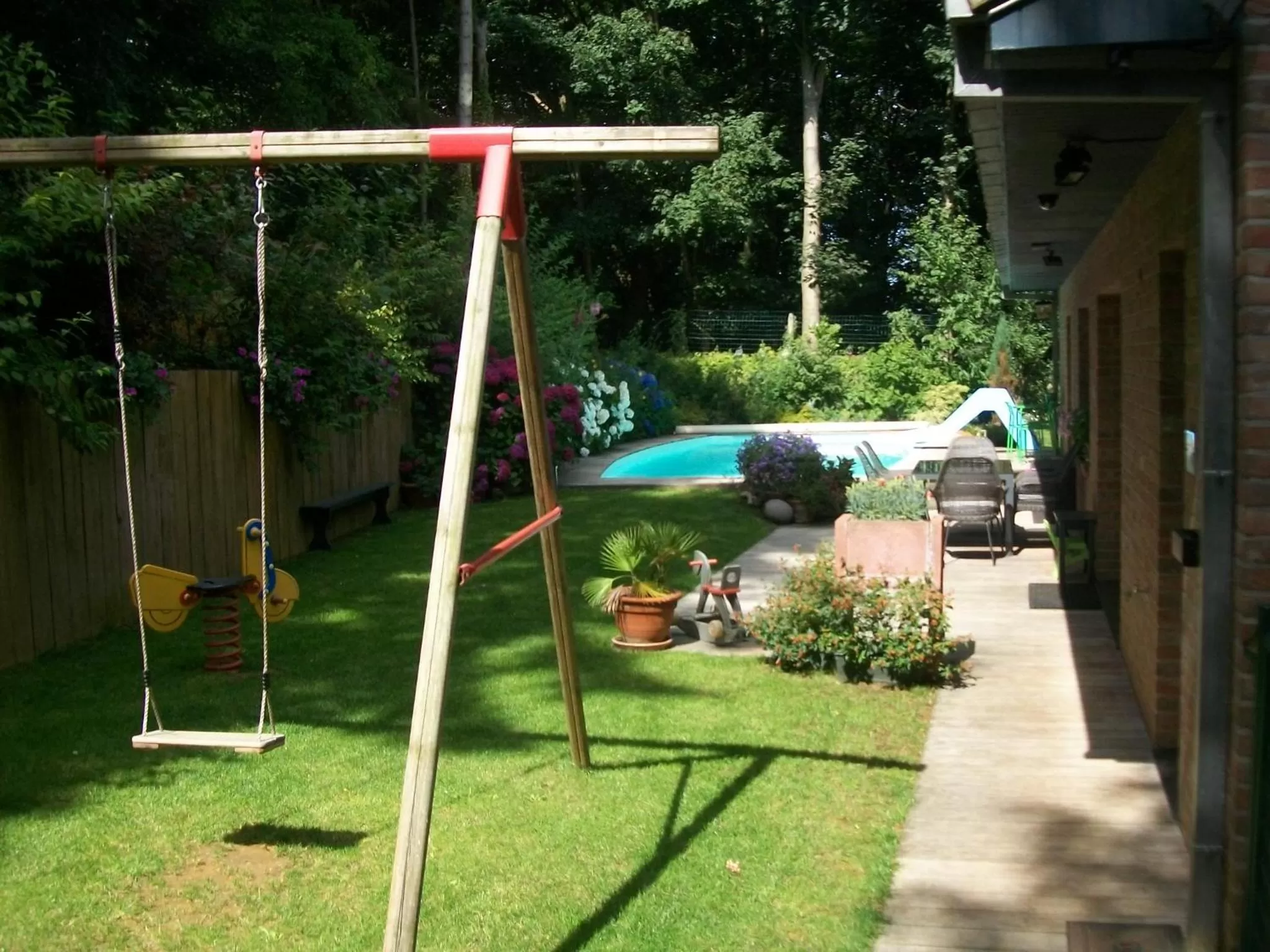 Children play ground in La Maison D'hôtes Du Mont Des Cats