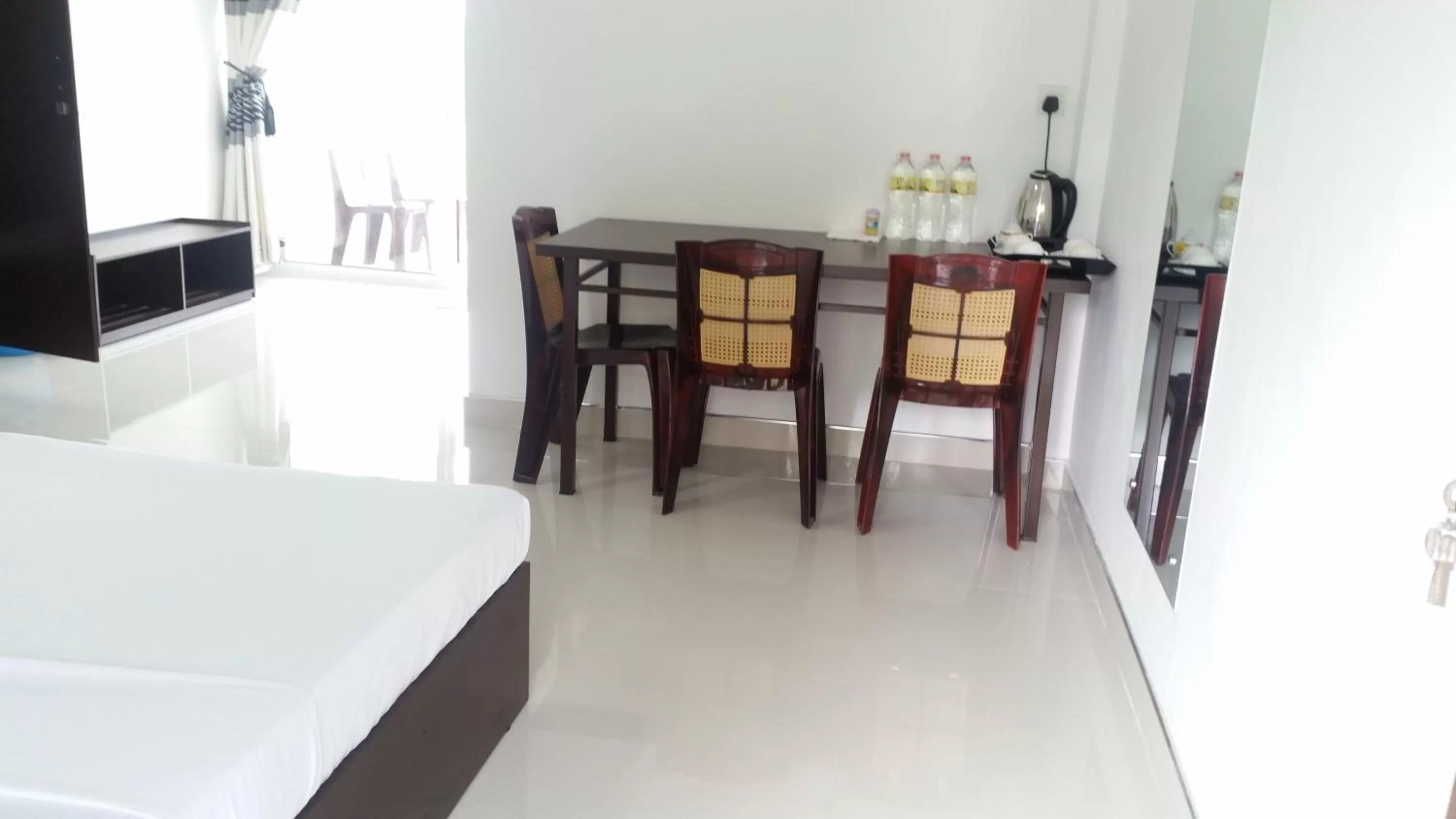 Seating area, Dining Area in Mahaweli View Inn