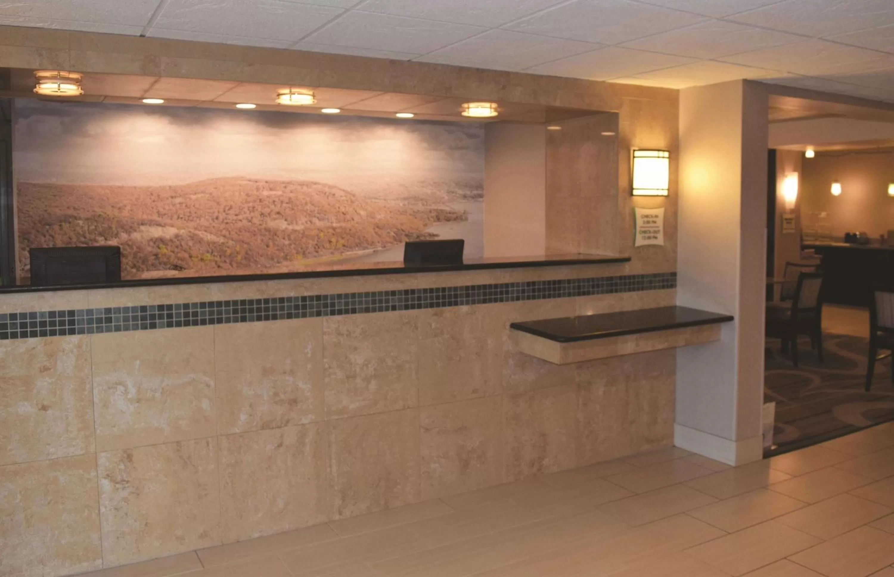 Lobby or reception in La Quinta Inn by Wyndham Binghamton - Johnson City