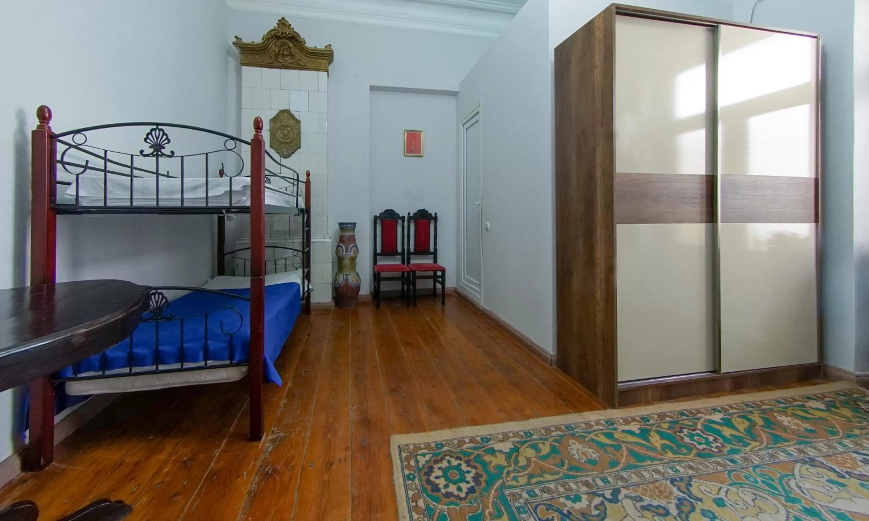 Photo of the whole room in House 1899