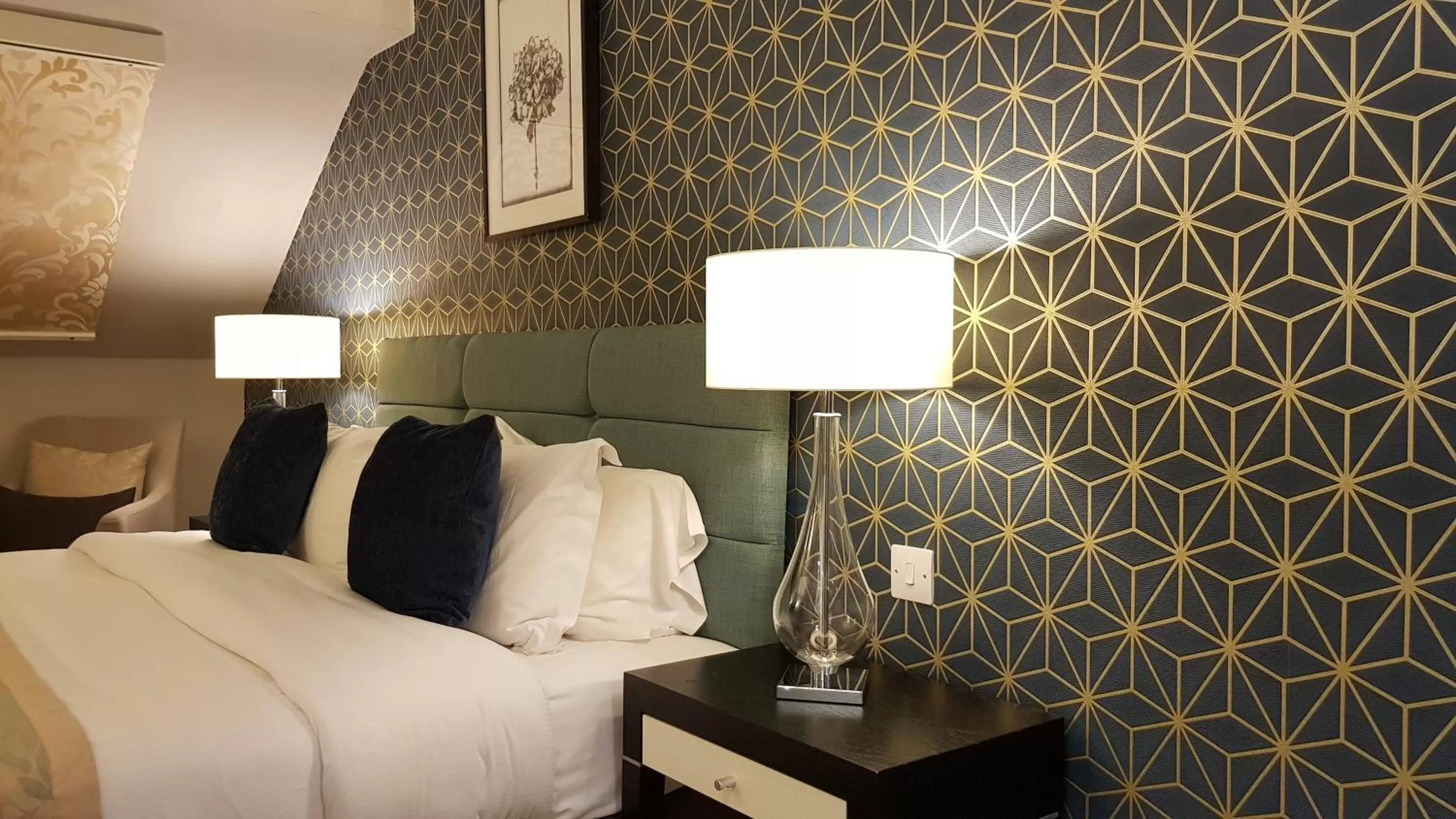 Bedroom, Bed in Number Four at Stow