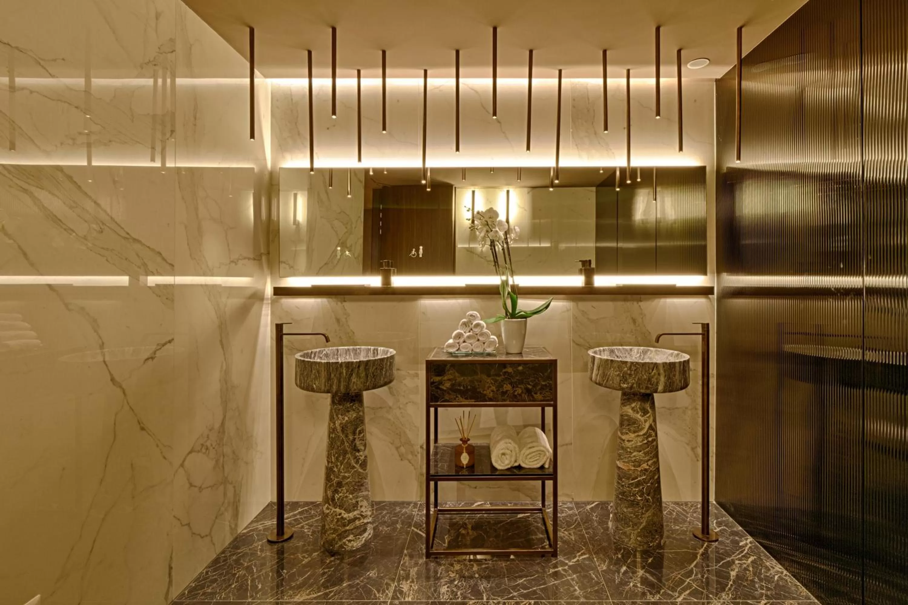 Restaurant/places to eat in Maritim Hotel Plaza Tirana