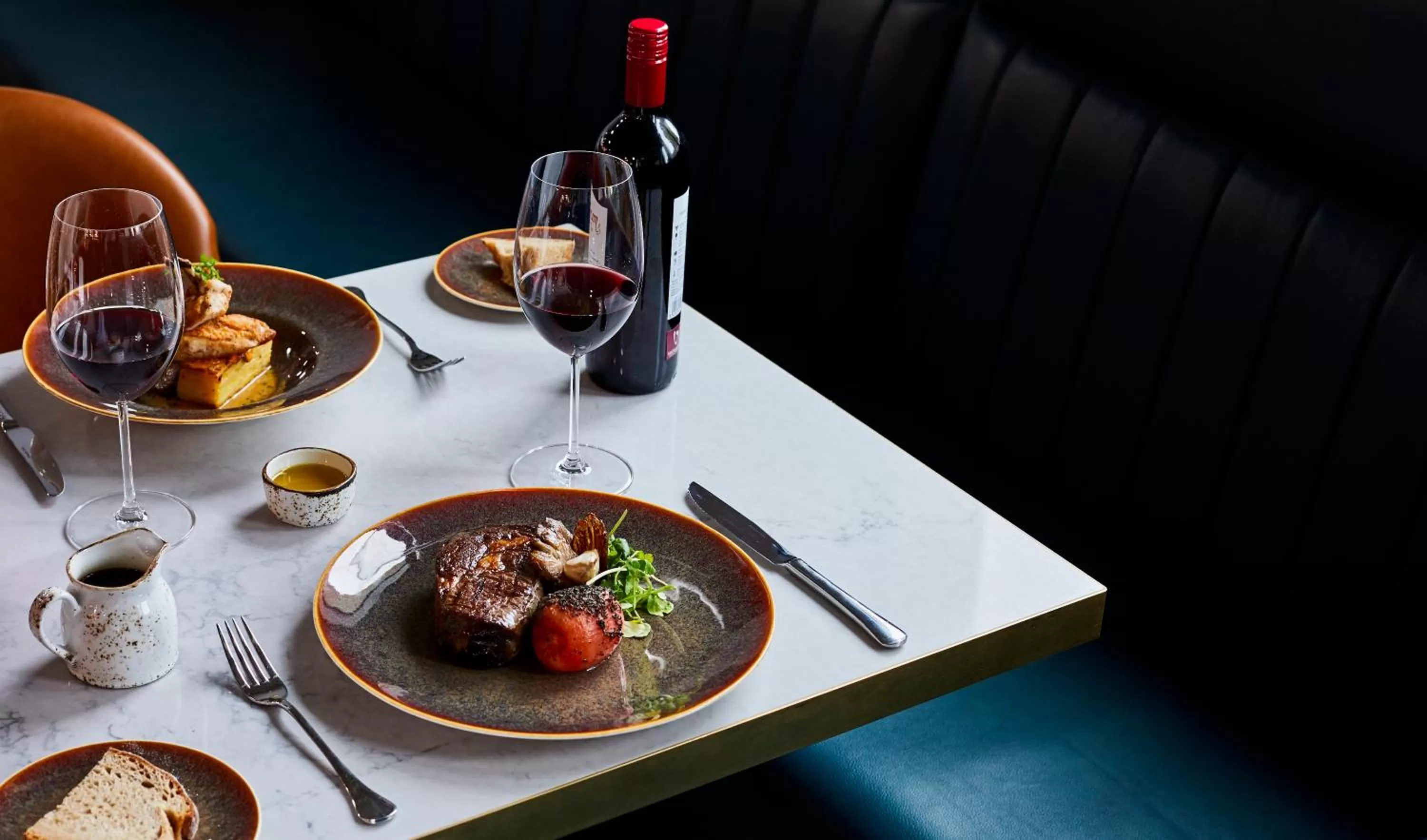 Restaurant/places to eat in Hotel Indigo - Columbus at Riverfront Place by IHG