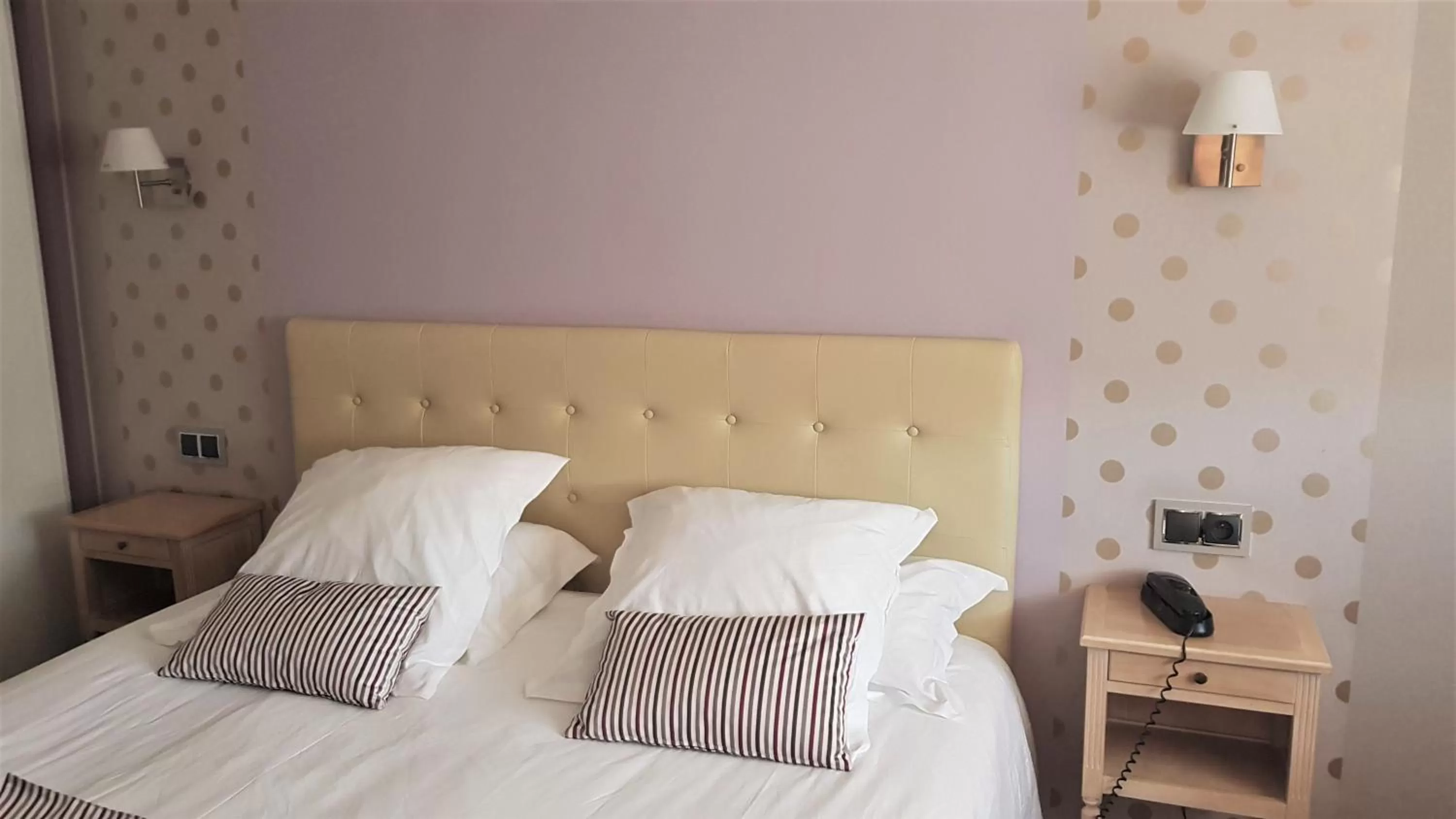 Bed in Hotel de Champagne