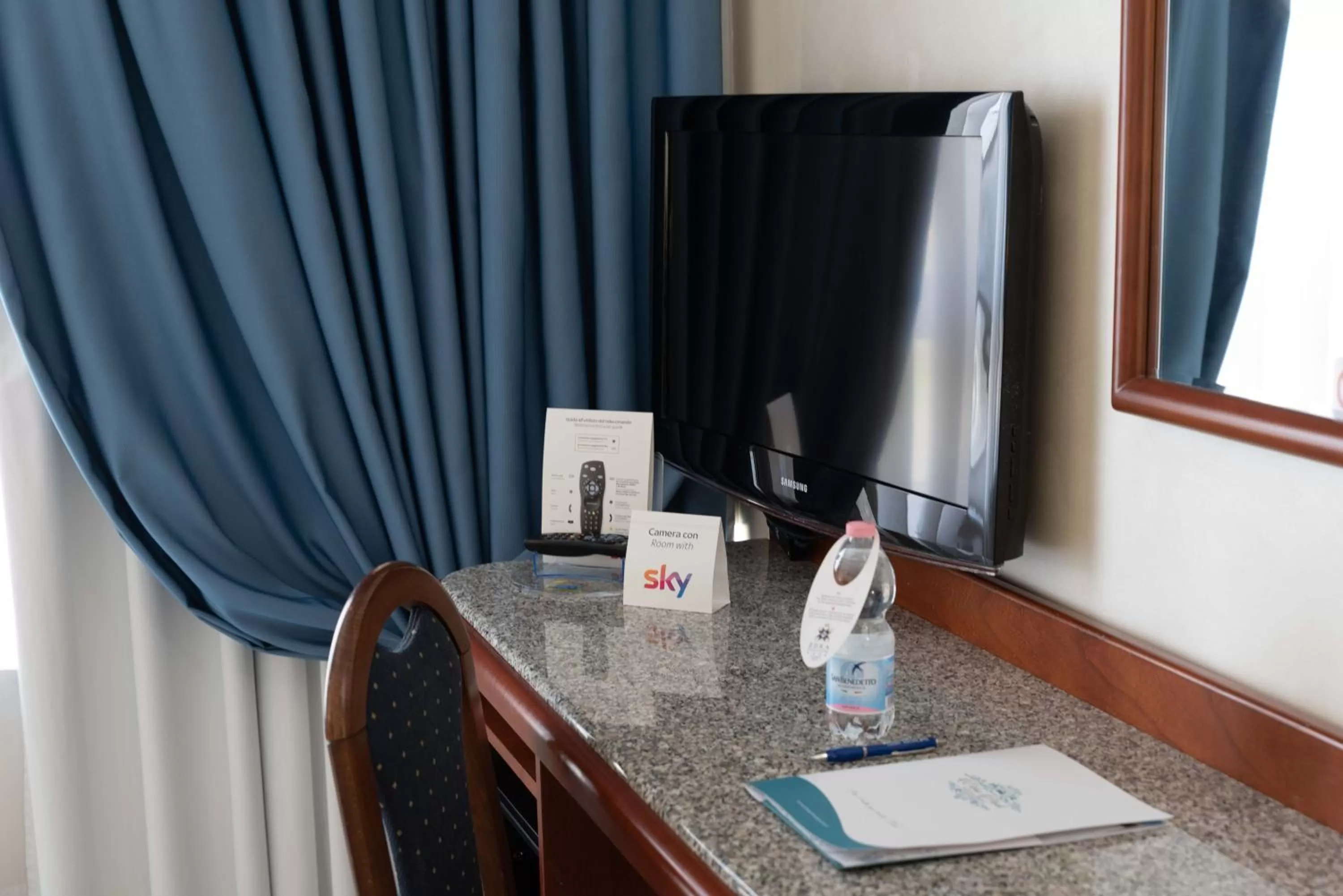 Edra Palace Hotel & Ristorante