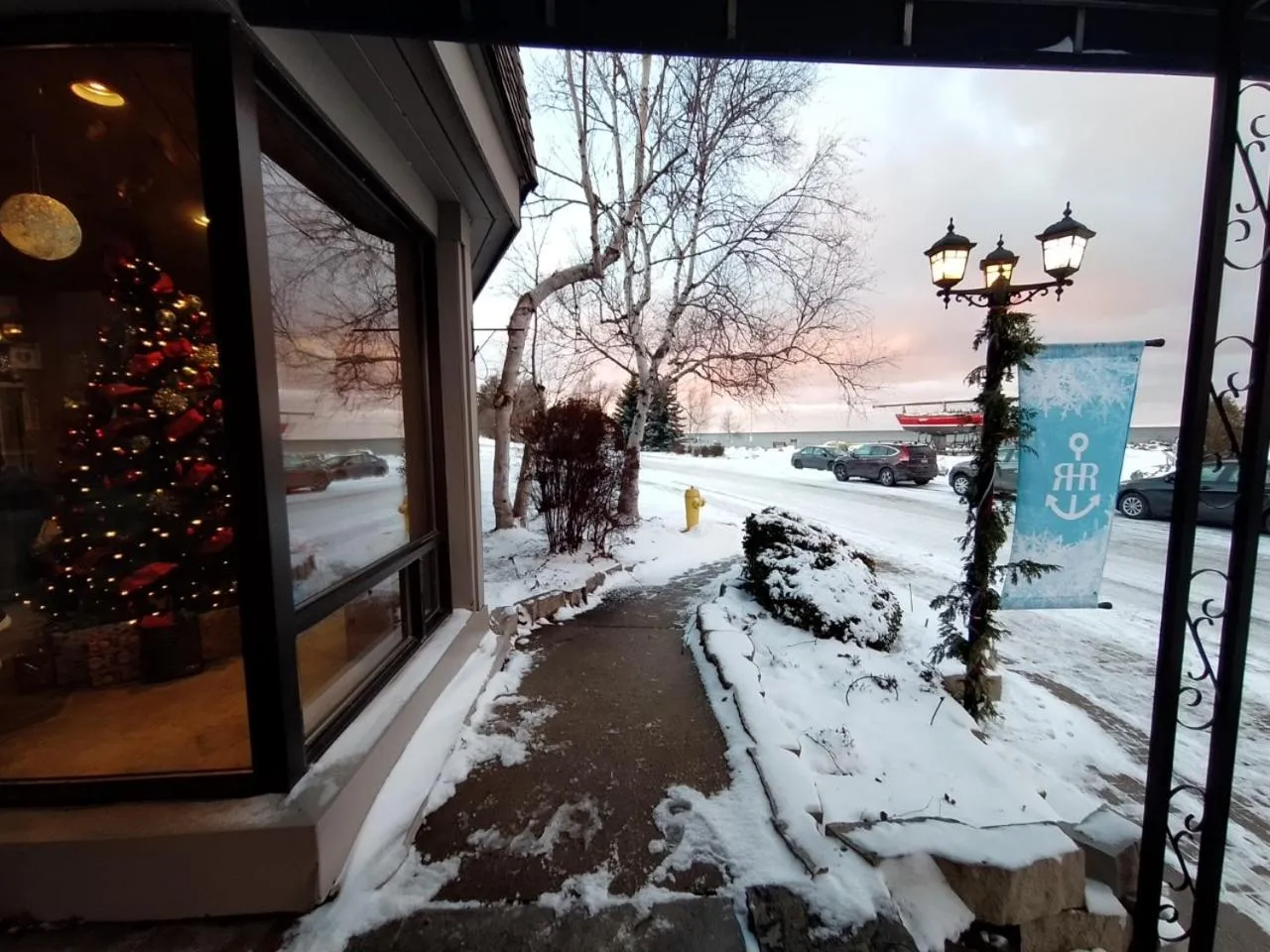 Property building in Royal Harbour Resort