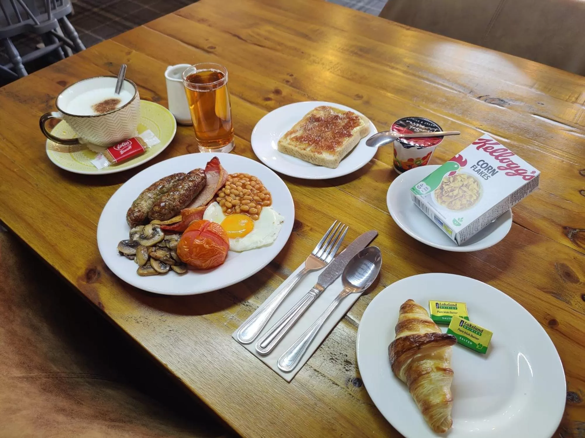 Food and drinks in Woolpack Inn