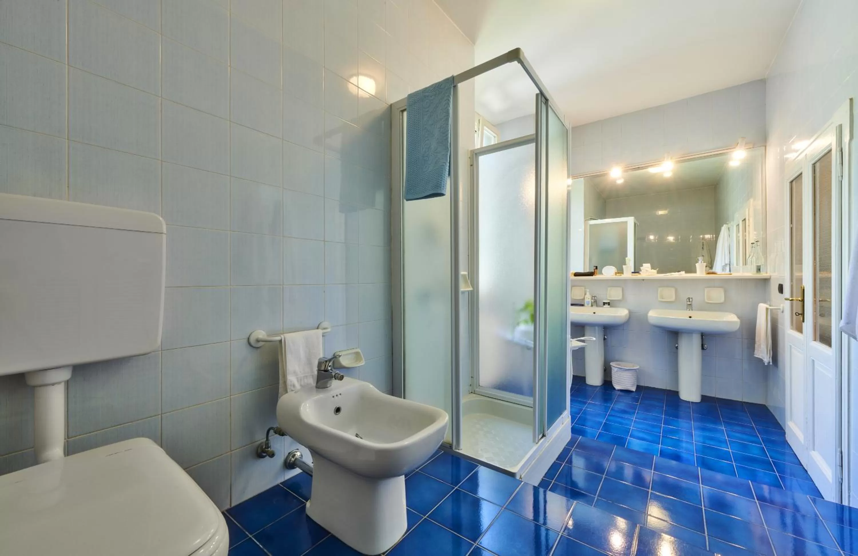 Bathroom in Villa Annamaria B&B