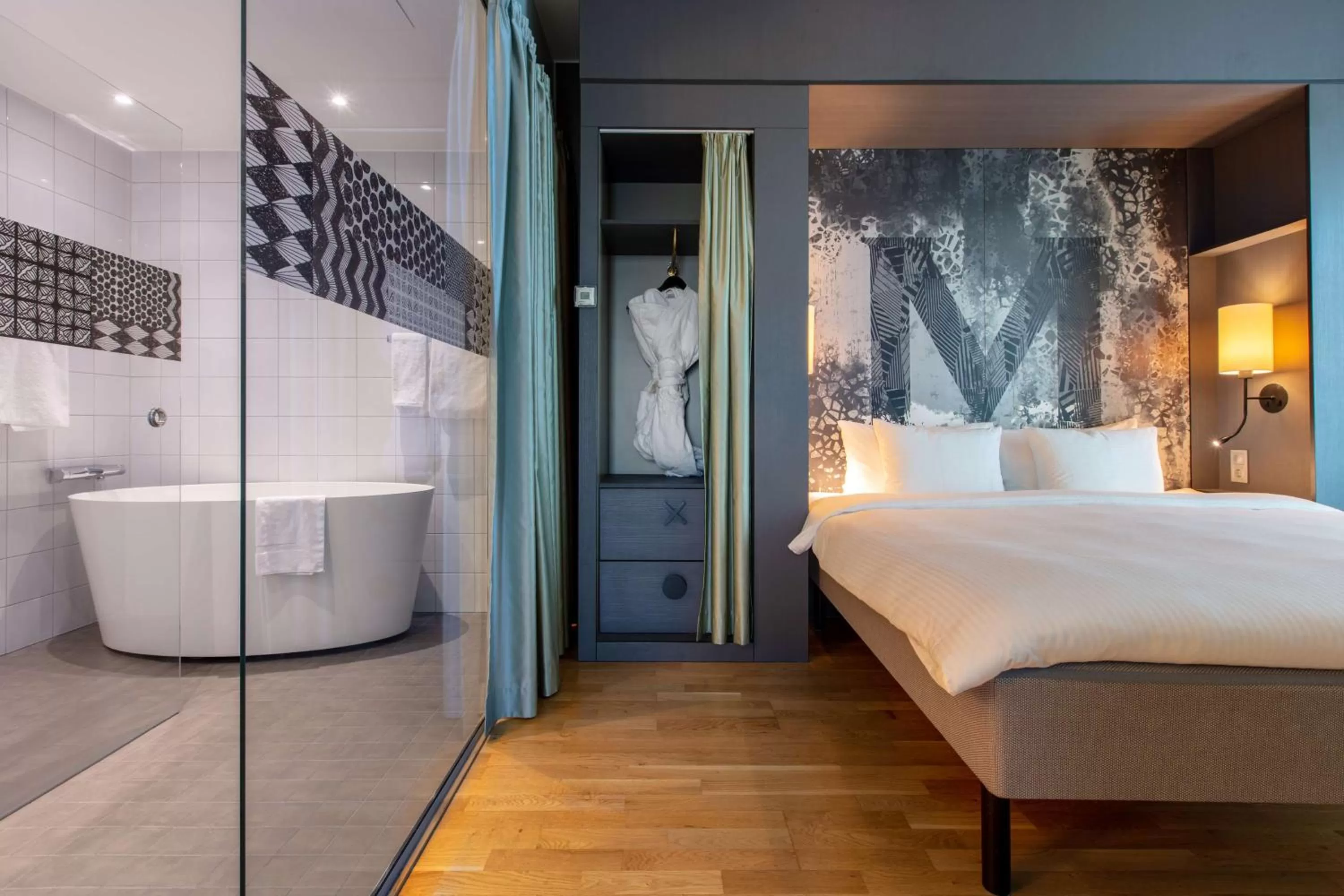 Photo of the whole room, Bed in Radisson Blu Metropol Helsingborg