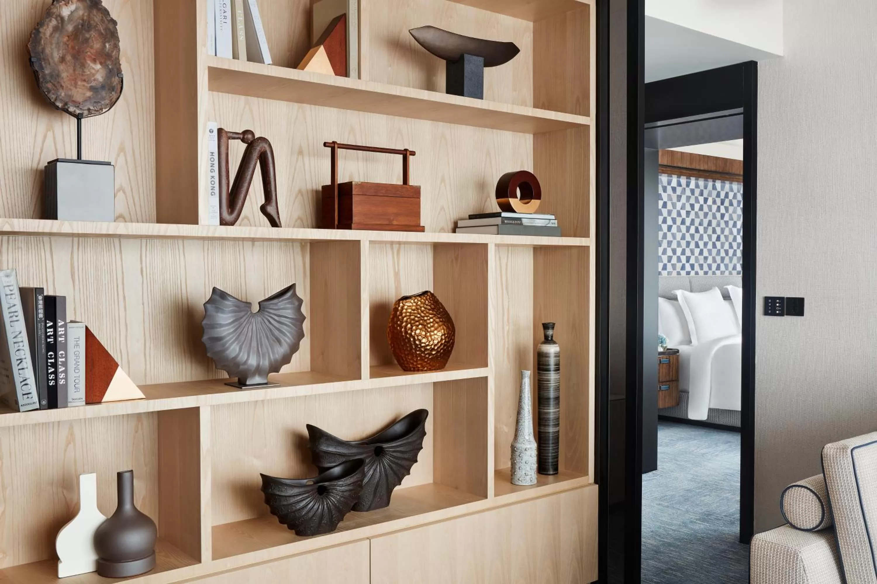 Living room in Four Seasons Hotel Hong Kong