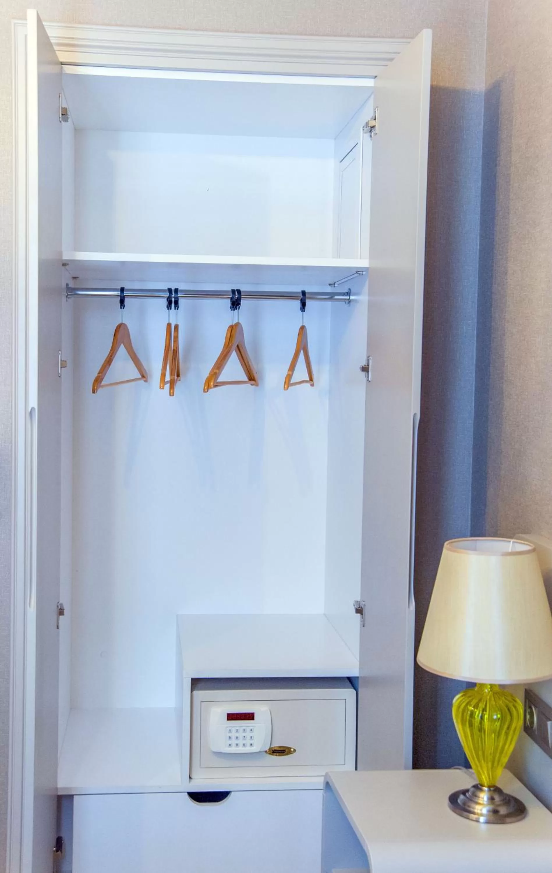 wardrobe in Homelike Hotel