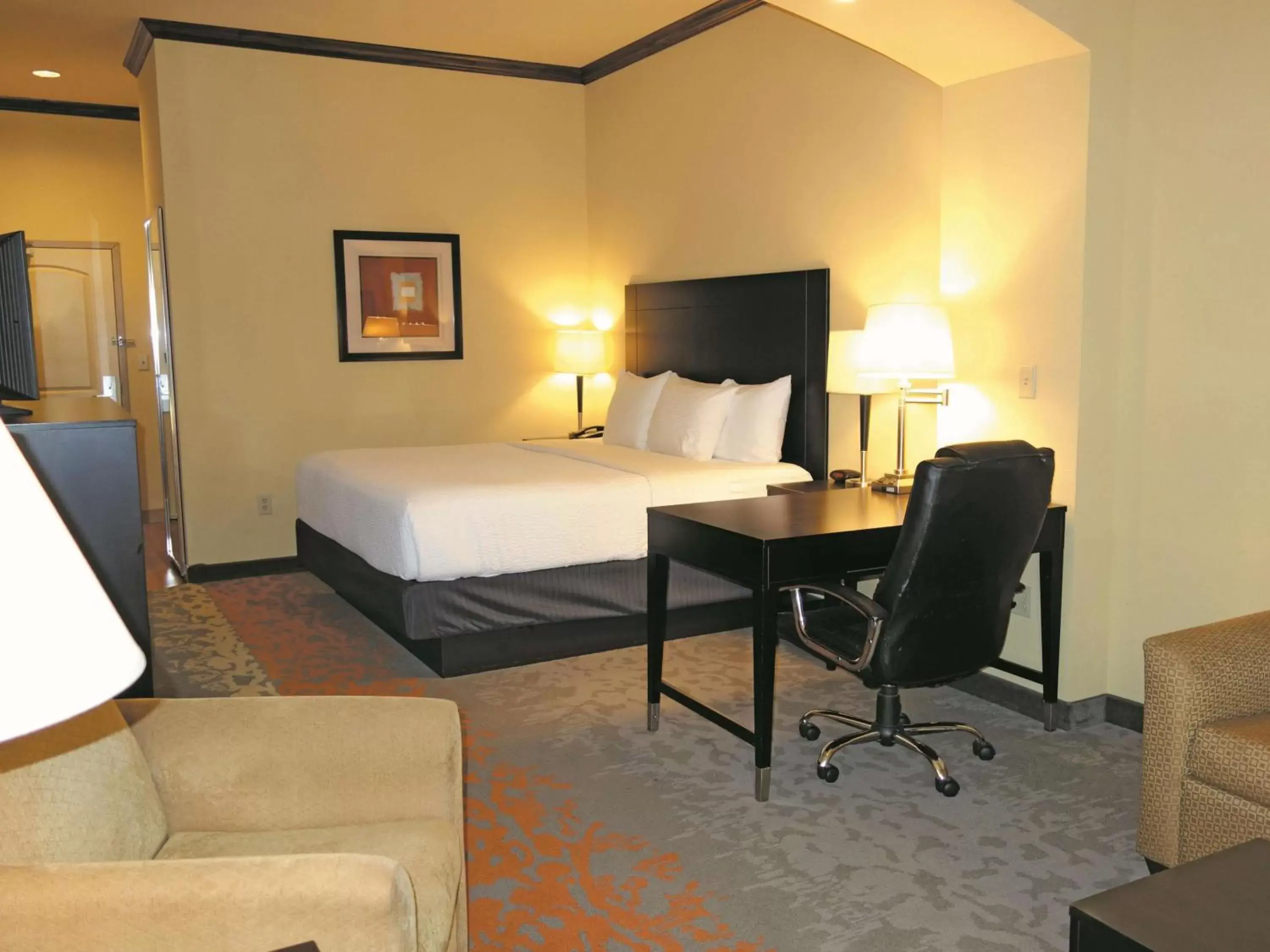 Executive King Room in La Quinta by Wyndham Eastland Executive King Room in La Quinta by Wyndham Eastland