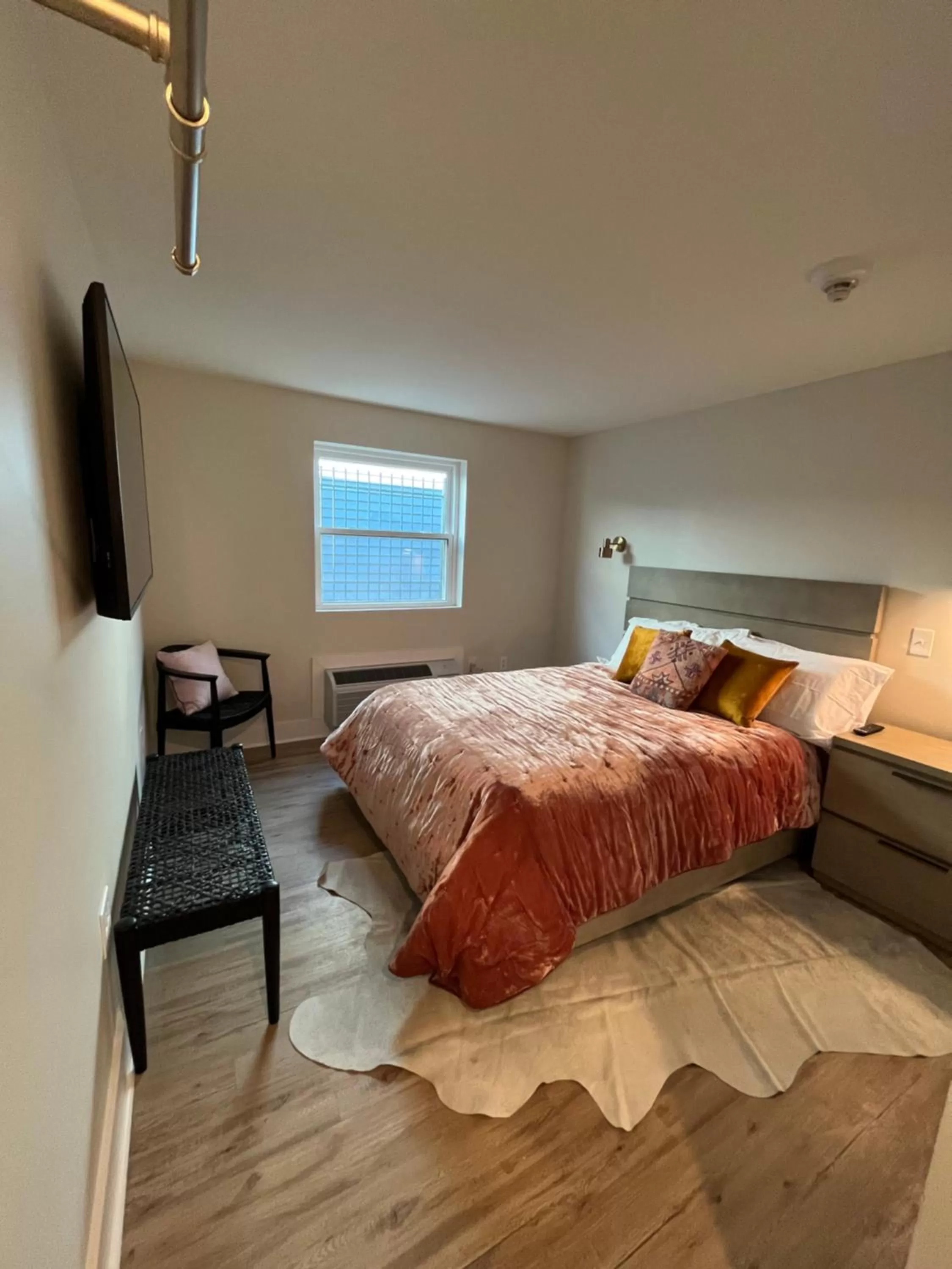 Bed in Lucky Inn New Orleans