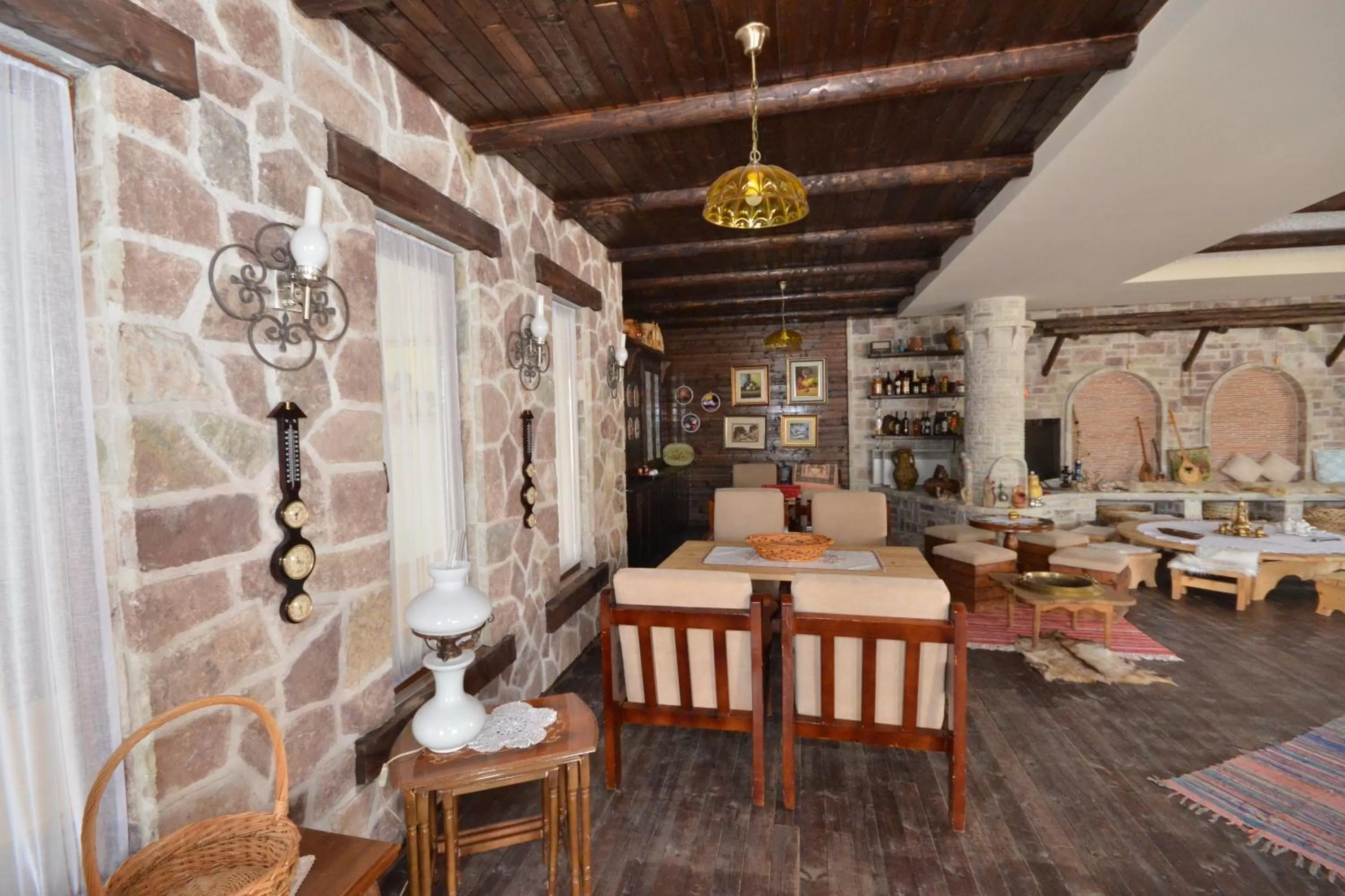 Dining Area in Hotel Veri