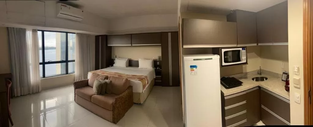 Photo of the whole room, Bed in Tropical Executive Hotel