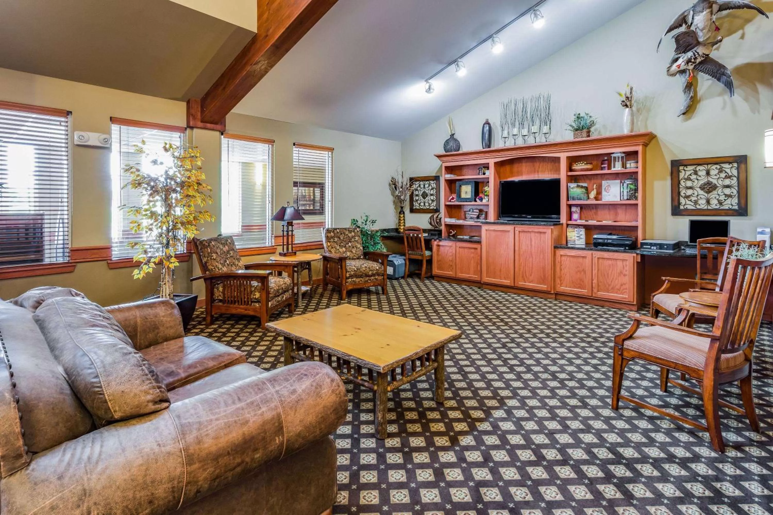 Lobby or reception in AmericInn by Wyndham Fort Pierre Conference Center