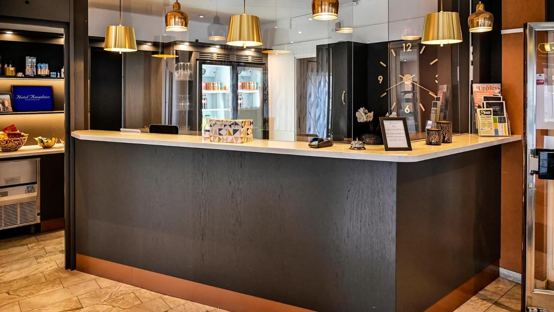 Lobby or reception in Hotel Amadeus by First