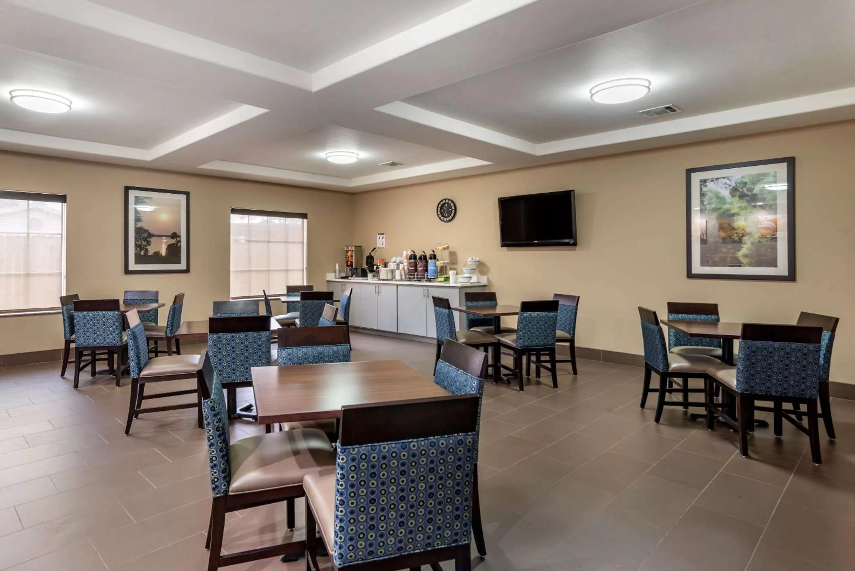 Restaurant/places to eat in Comfort Inn & Suites Scott-West Lafayette