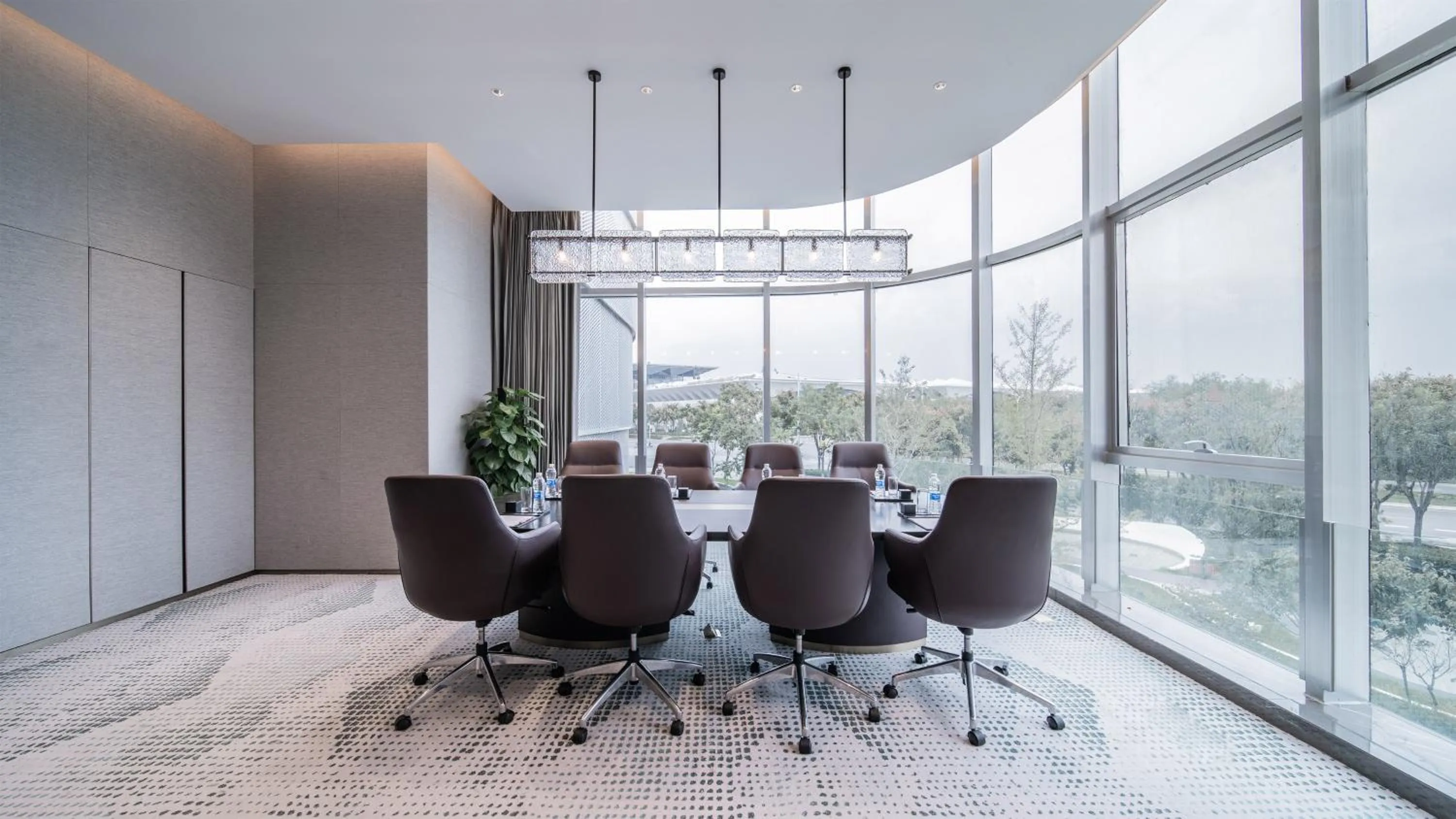 Meeting/conference room in HUALUXE Xi'an Chanba by IHG