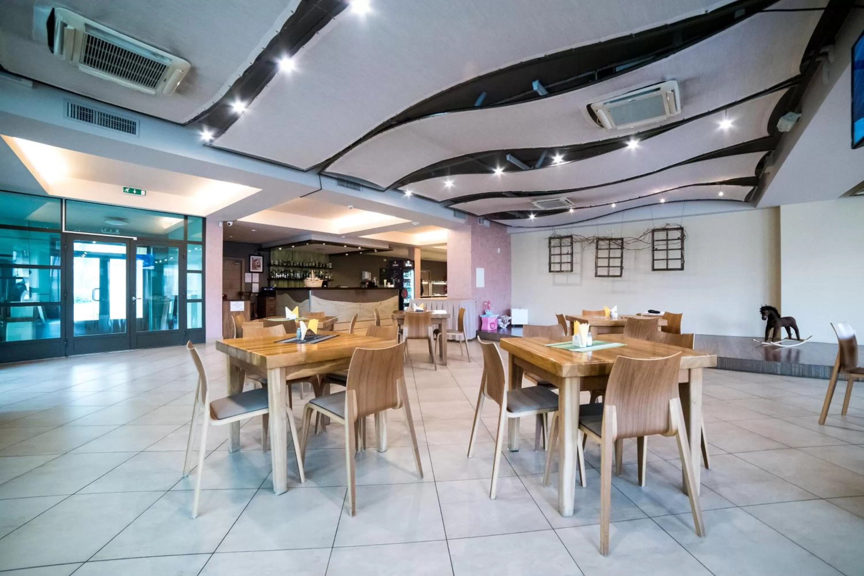 Property building in Hotel Tigra