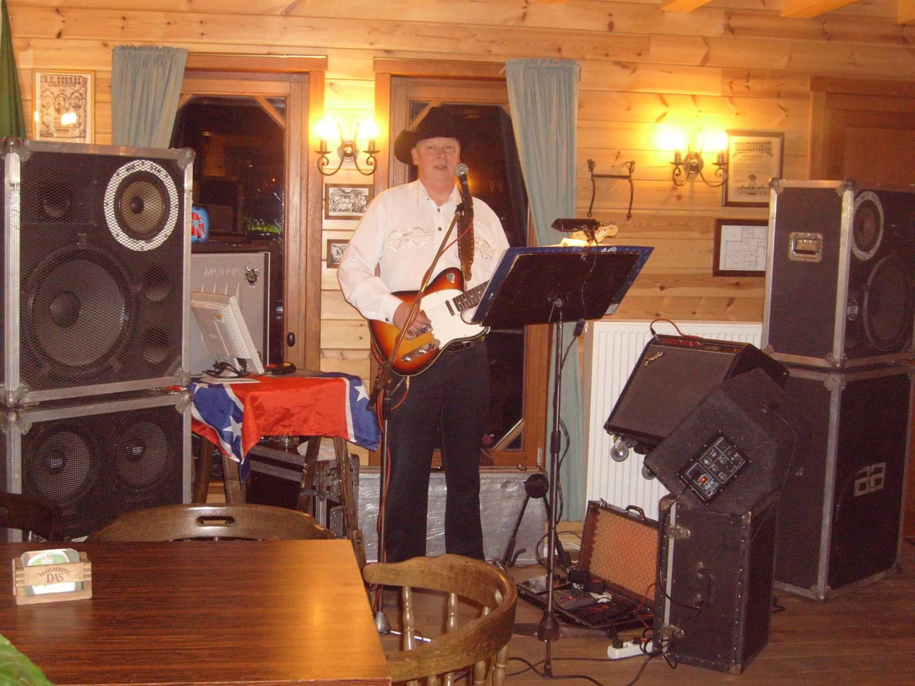 Evening entertainment in B&B Willow Springs Way Station